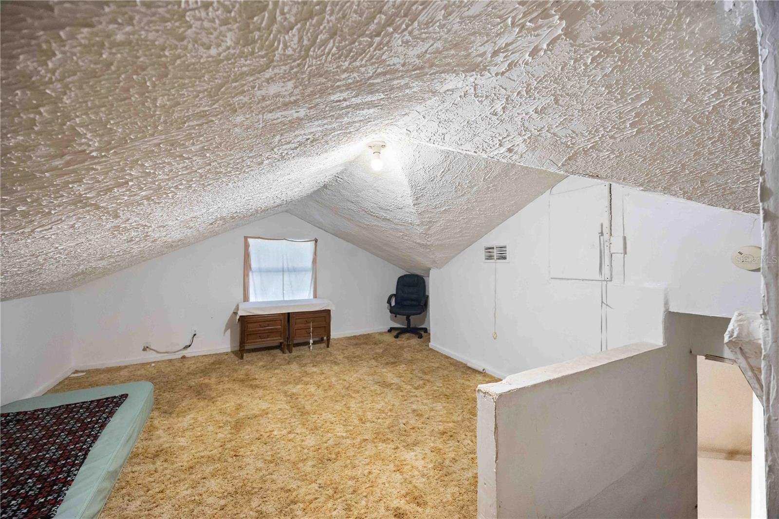 902 27TH ST E, BRADENTON, FL, 34208