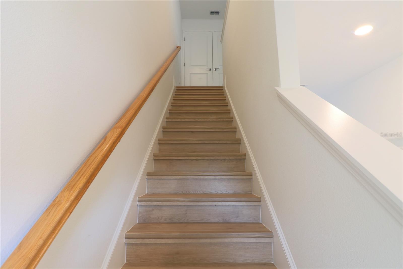 2208 PARAVANE WAY, WESLEY CHAPEL, FL, 33543