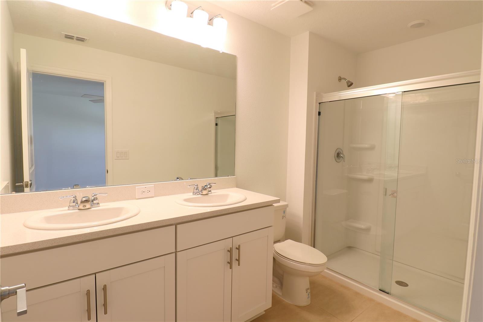 2208 PARAVANE WAY, WESLEY CHAPEL, FL, 33543