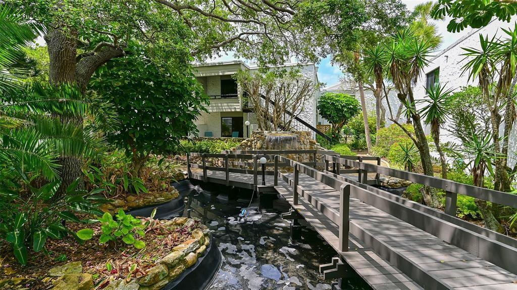 1555 TARPON CENTER DR #G 235, VENICE, FL, 34285