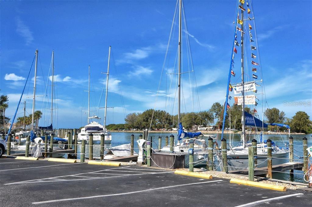 1555 TARPON CENTER DR #G 235, VENICE, FL, 34285