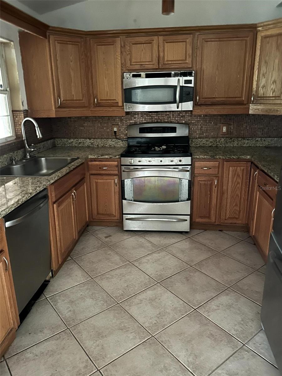7751 NE 192ND PL, CITRA, FL, 32113