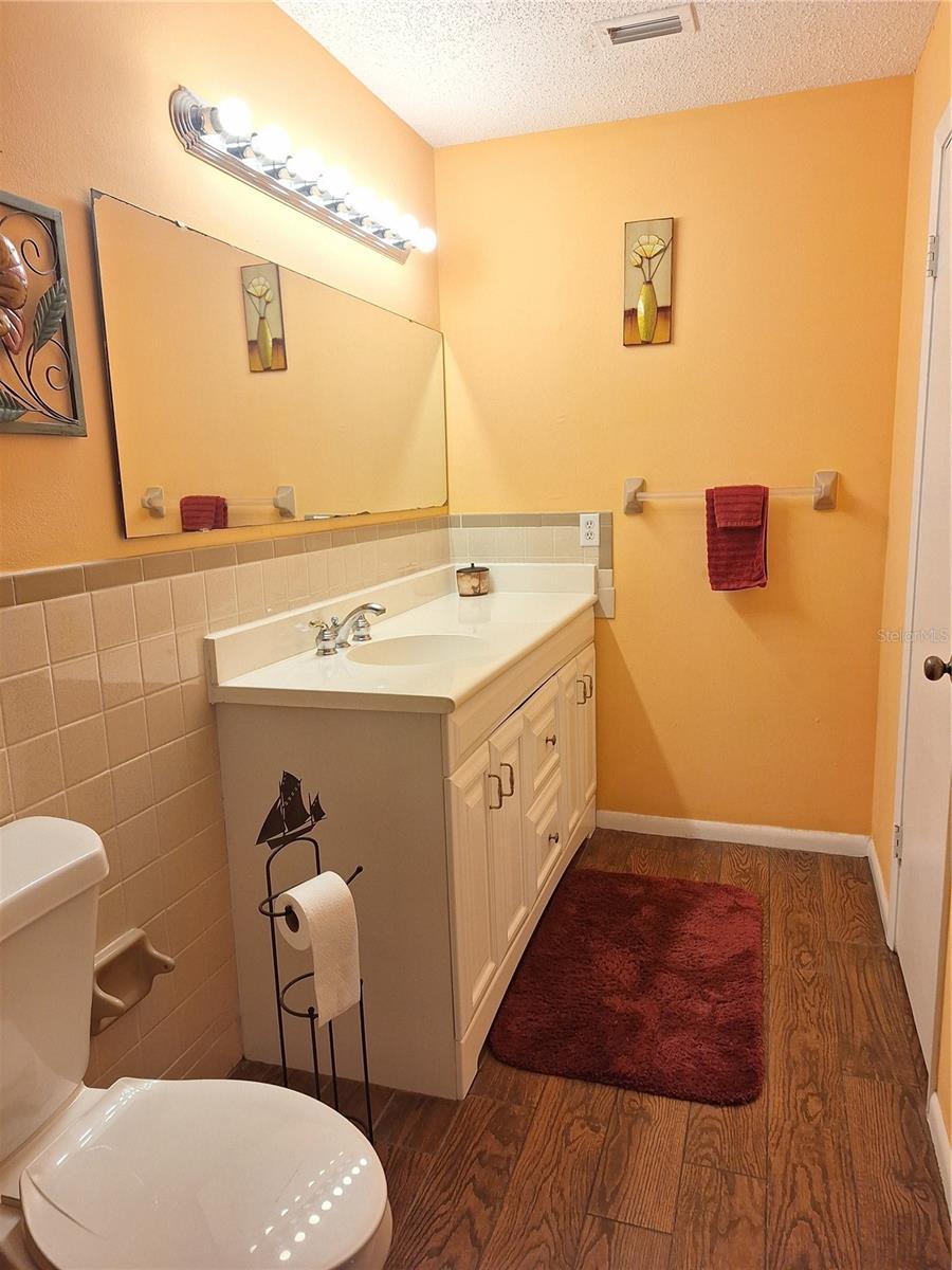 2707 PINE TREE DR, EDGEWATER, FL, 32141