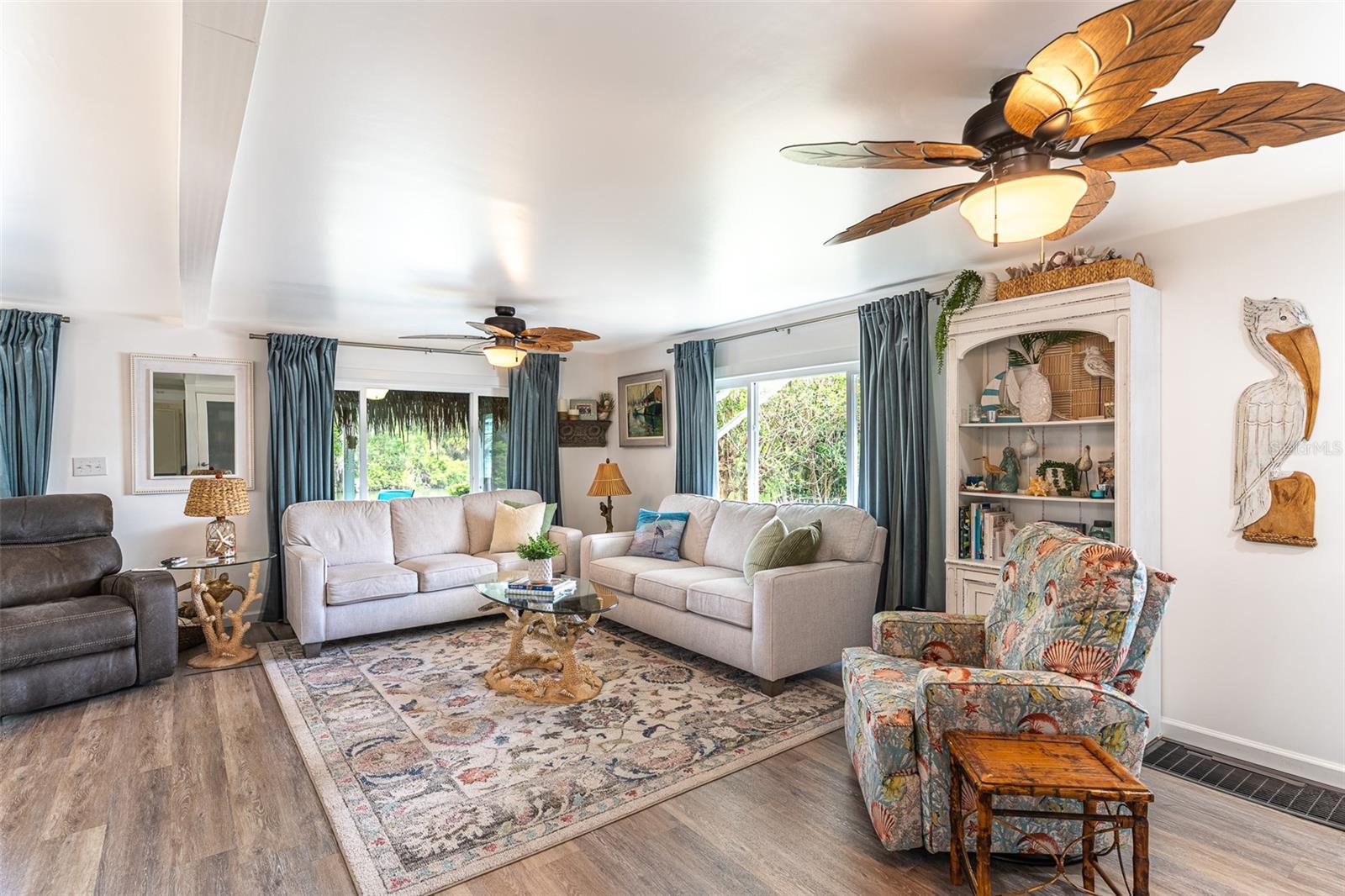 1818 BLUE LAKE DR, LAKELAND, FL, 33801