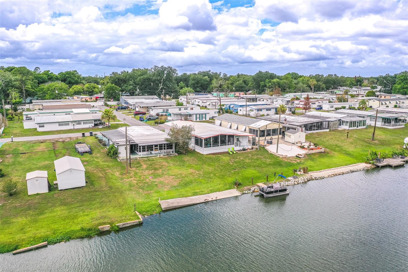 1818 BLUE LAKE DR, LAKELAND, FL, 33801