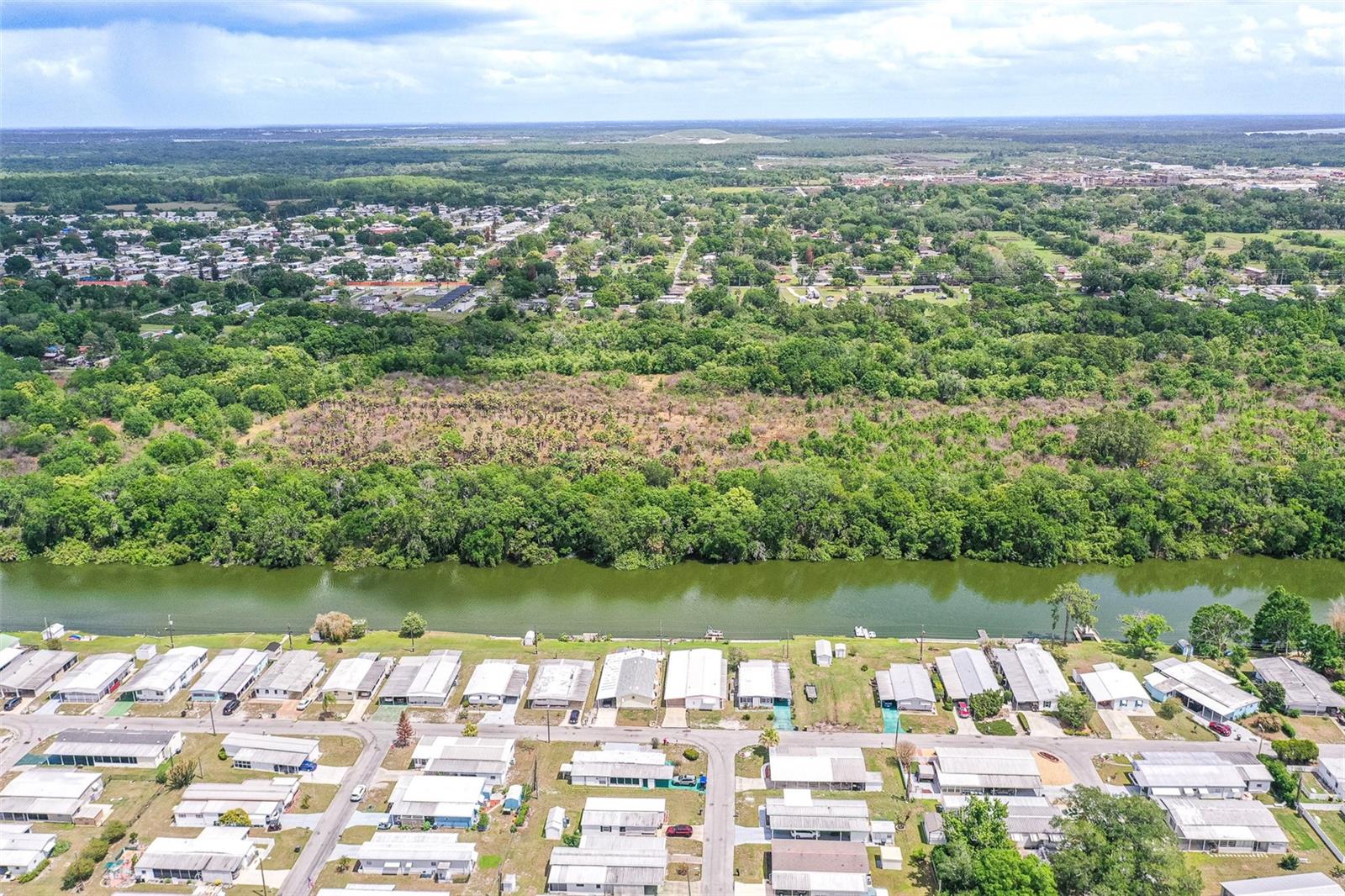 1818 BLUE LAKE DR, LAKELAND, FL, 33801