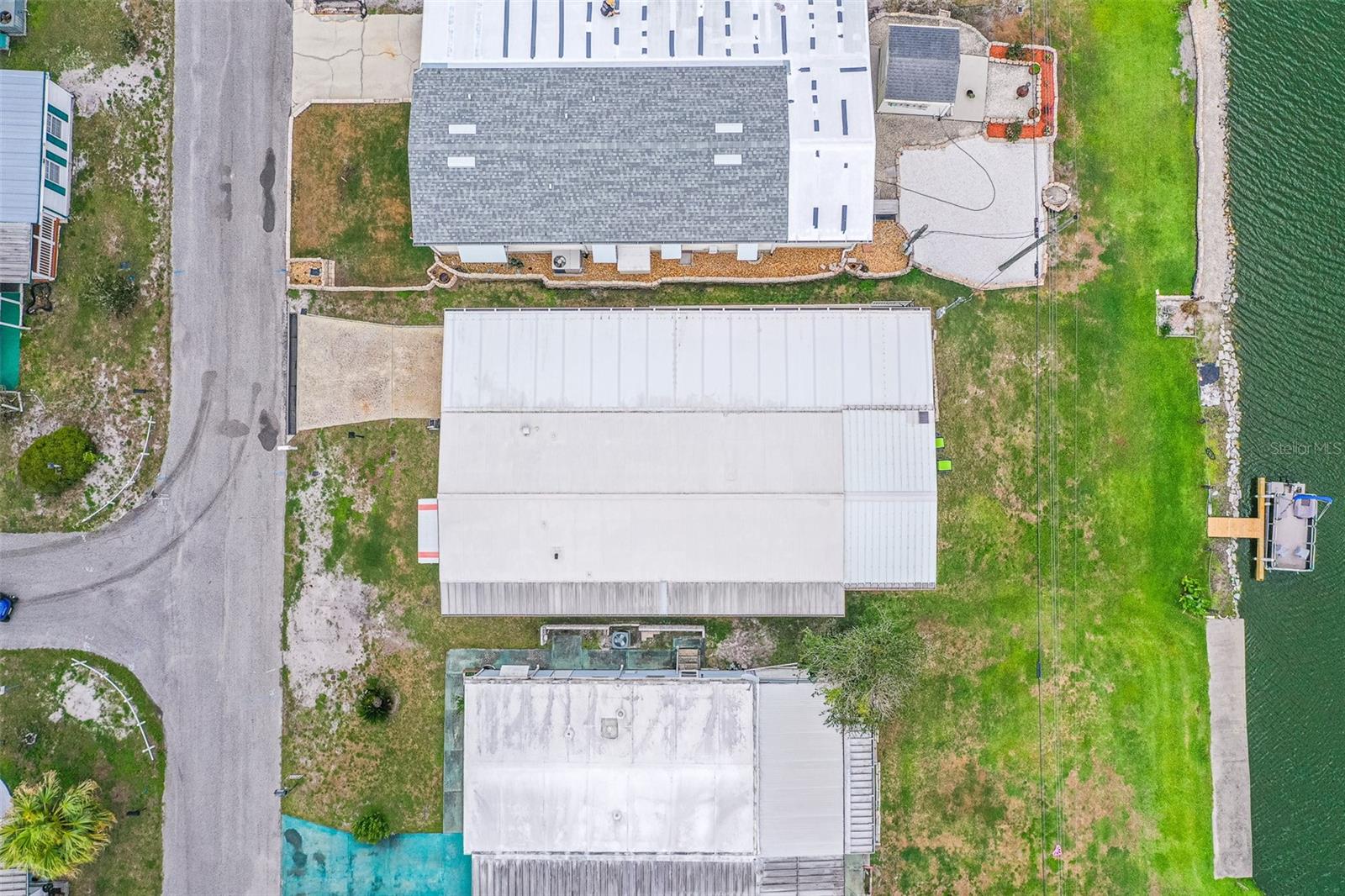 1818 BLUE LAKE DR, LAKELAND, FL, 33801