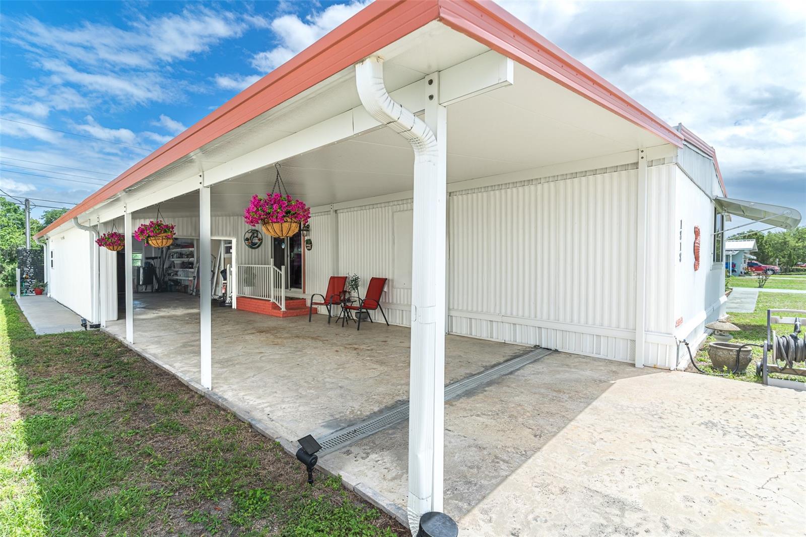 1818 BLUE LAKE DR, LAKELAND, FL, 33801