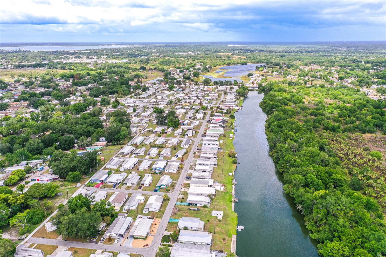 1818 BLUE LAKE DR, LAKELAND, FL, 33801