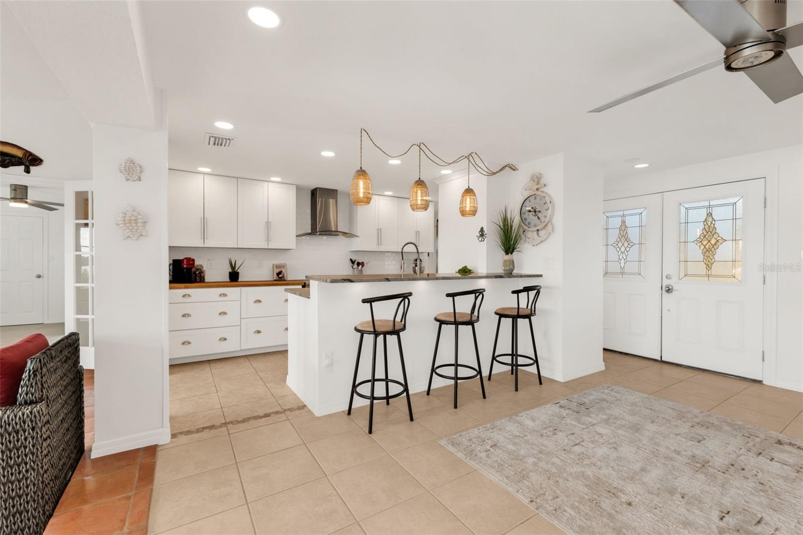 2308 HARBOUR DR, PUNTA GORDA, FL, 33983