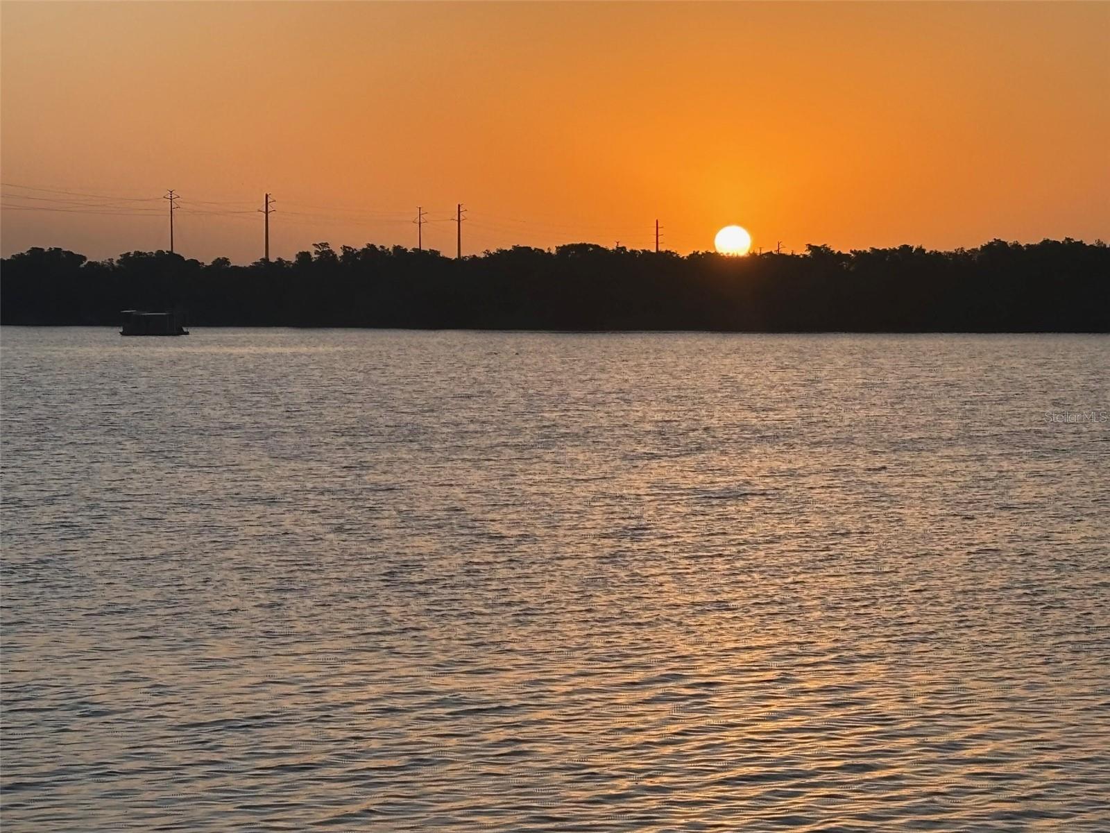 2308 HARBOUR DR, PUNTA GORDA, FL, 33983