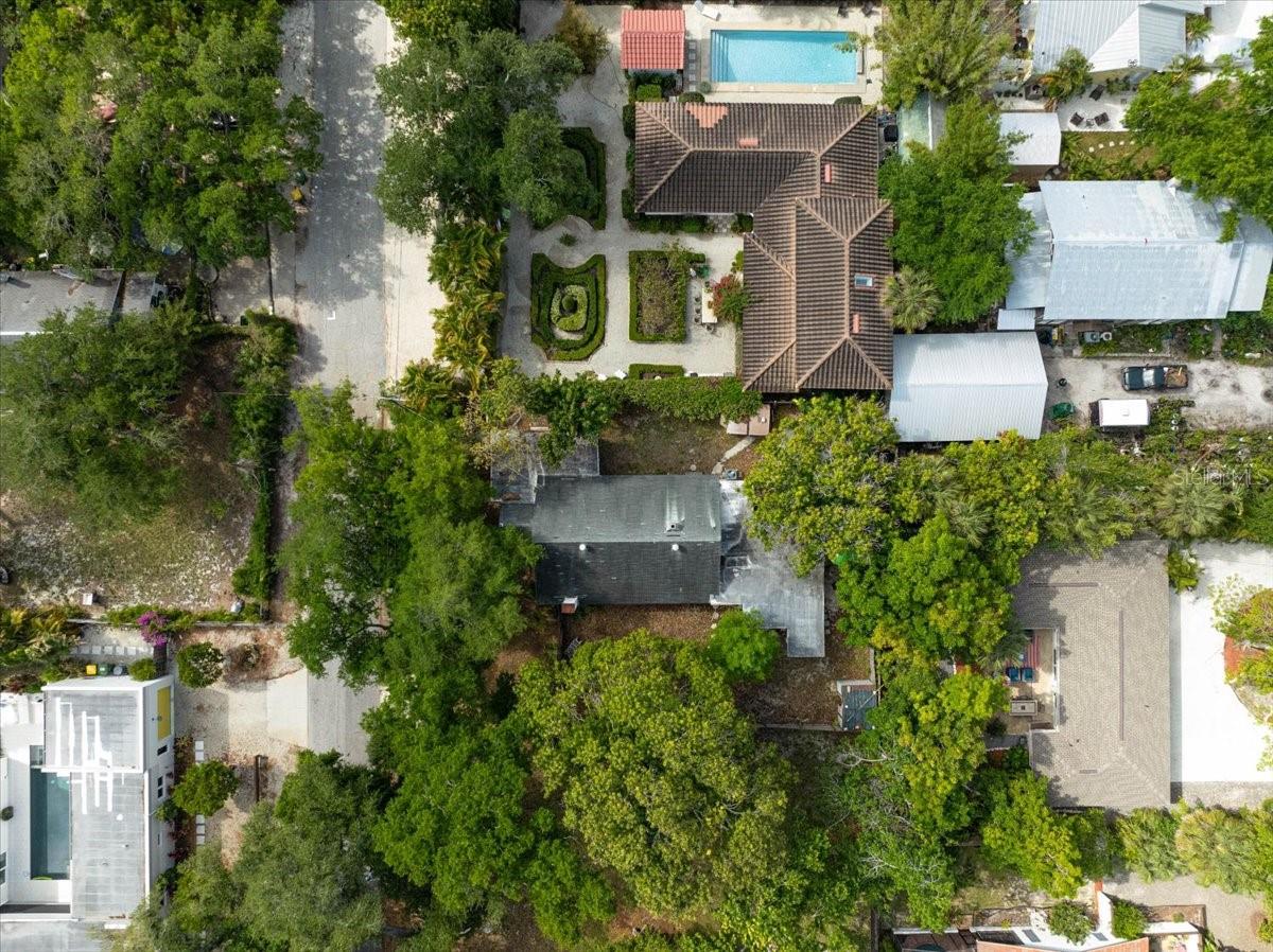 2403 HICKORY AVE, SARASOTA, FL, 34234
