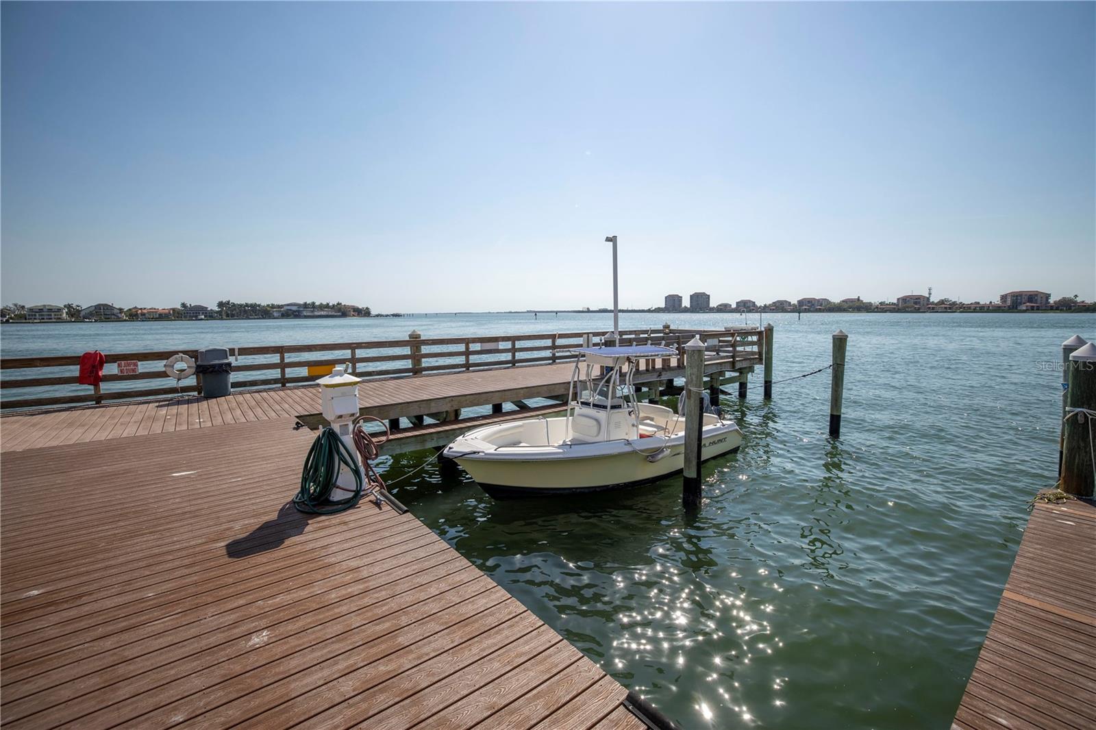 5220 BRITTANY DR S #1204, ST PETERSBURG, FL, 33715