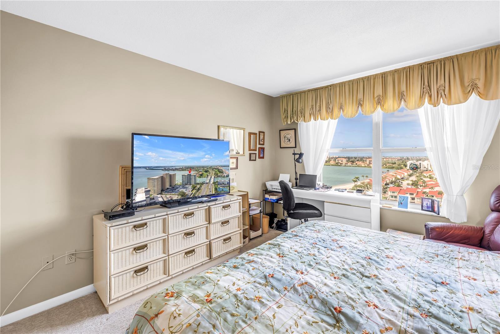 5220 BRITTANY DR S #1204, ST PETERSBURG, FL, 33715