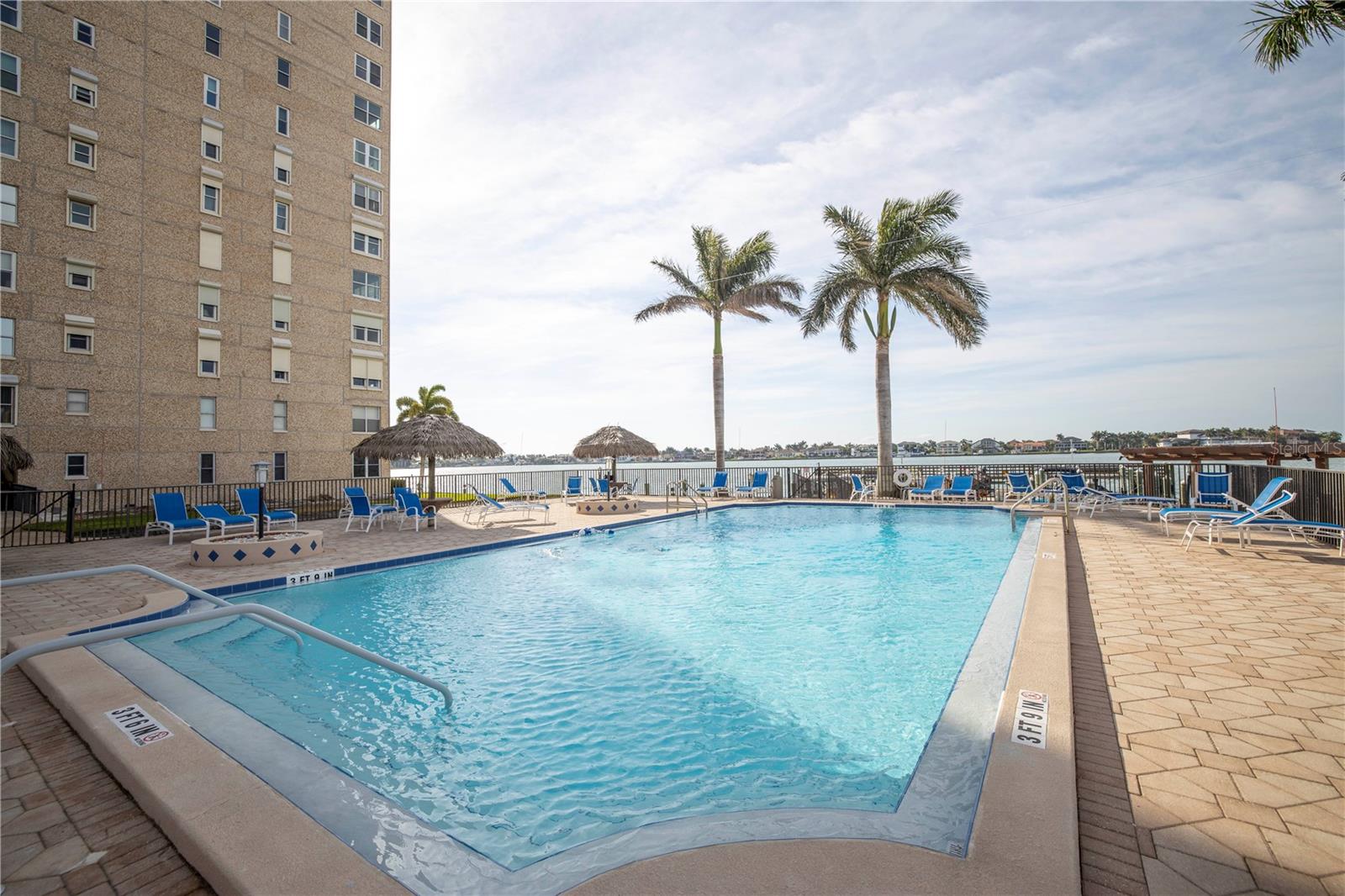 5220 BRITTANY DR S #1204, ST PETERSBURG, FL, 33715