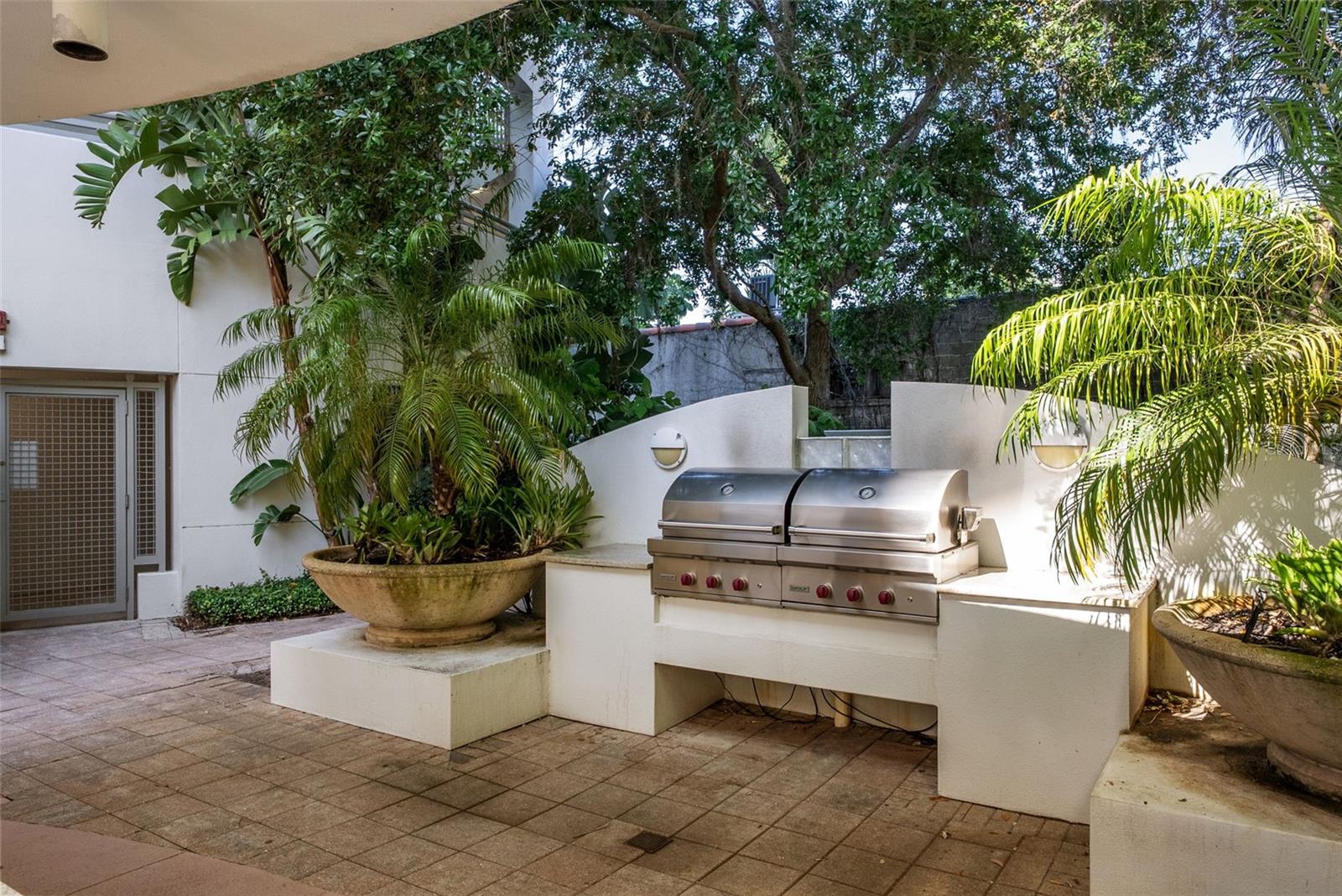 401 S PALM AVE #1102, SARASOTA, FL, 34236