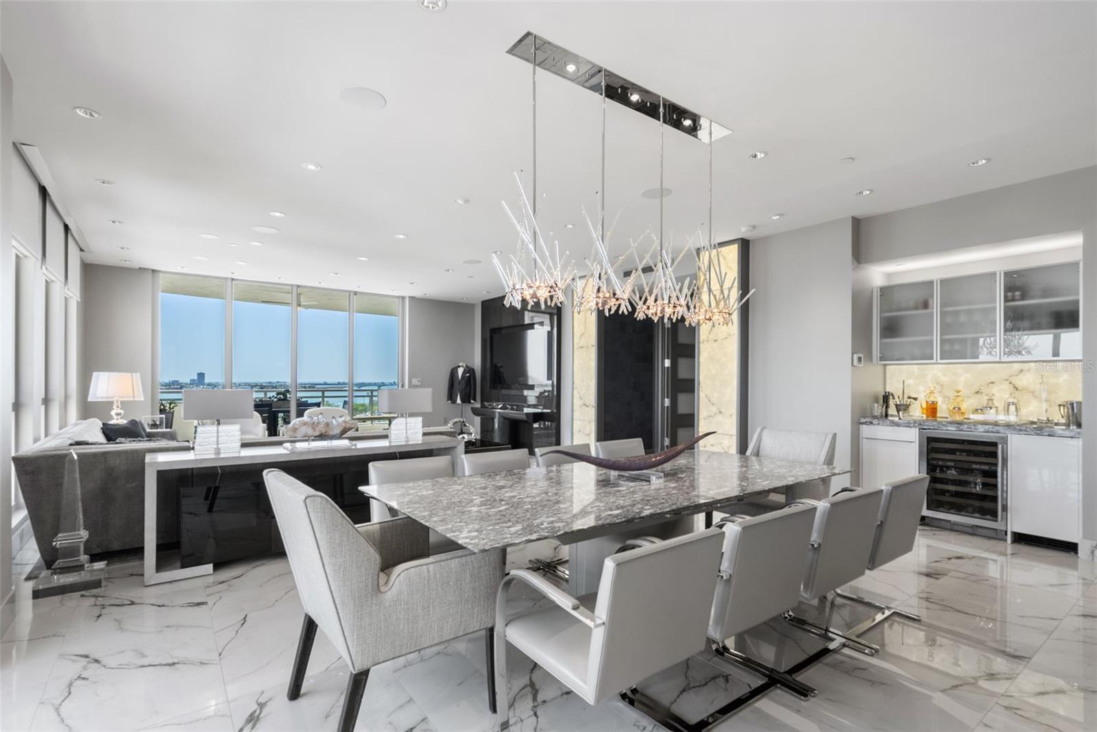 401 S PALM AVE #1102, SARASOTA, FL, 34236