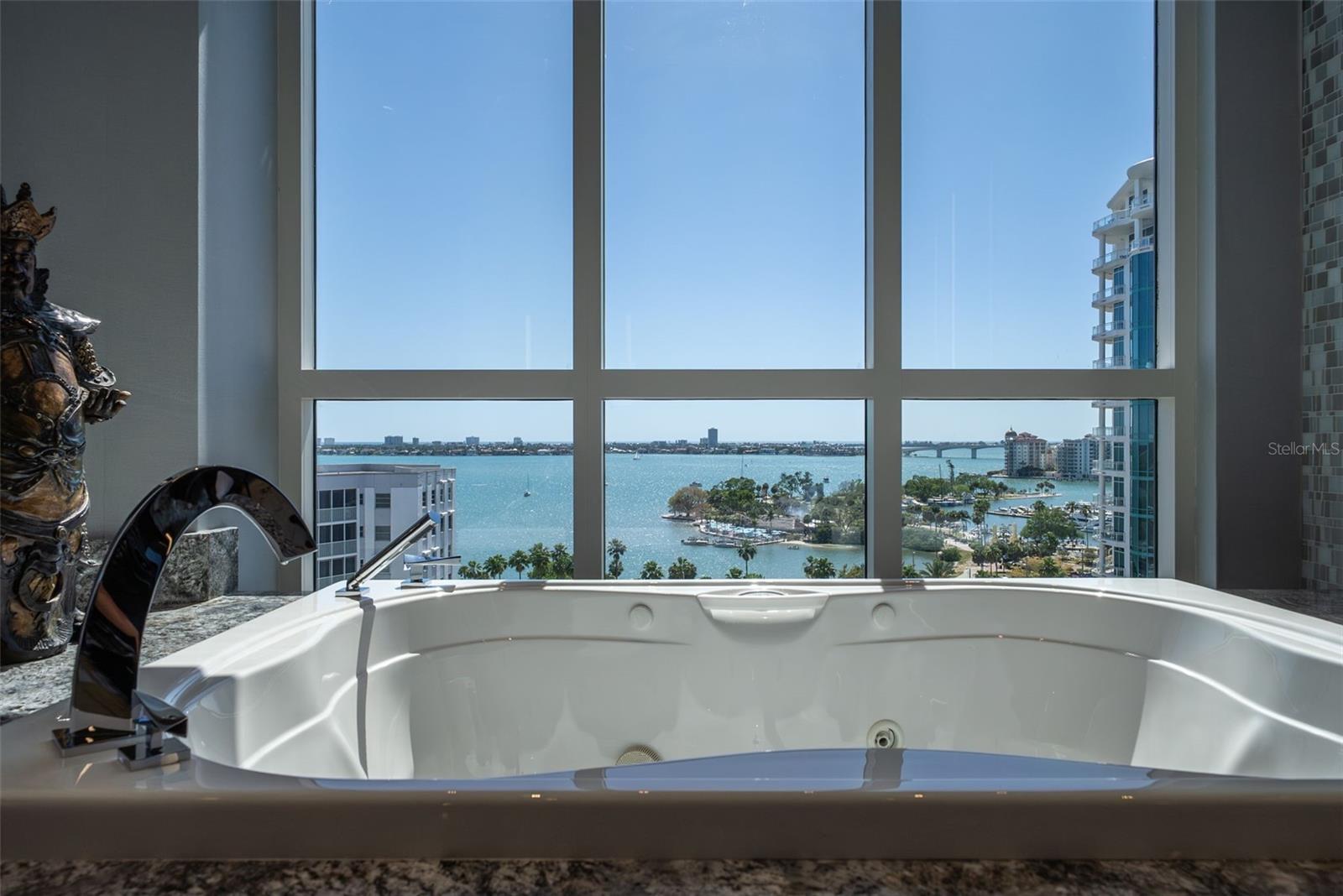 401 S PALM AVE #1102, SARASOTA, FL, 34236