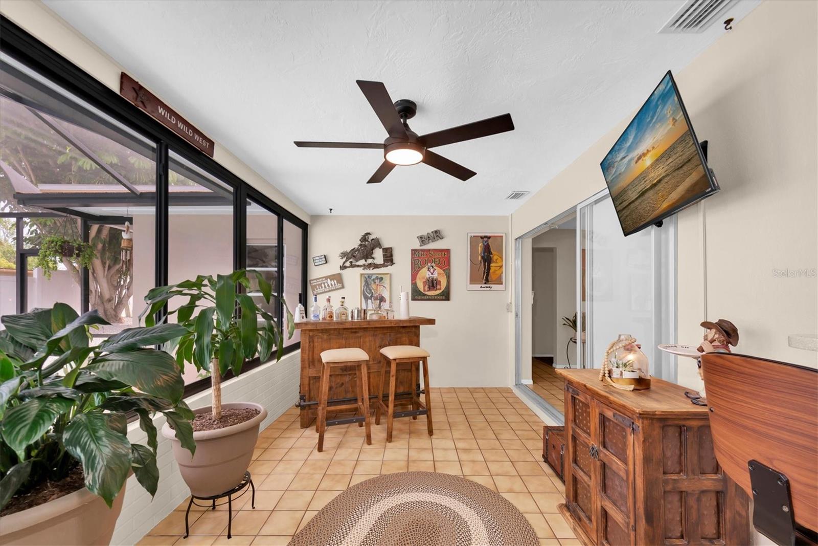 Excellent natural light and beautiful view of the pool area!