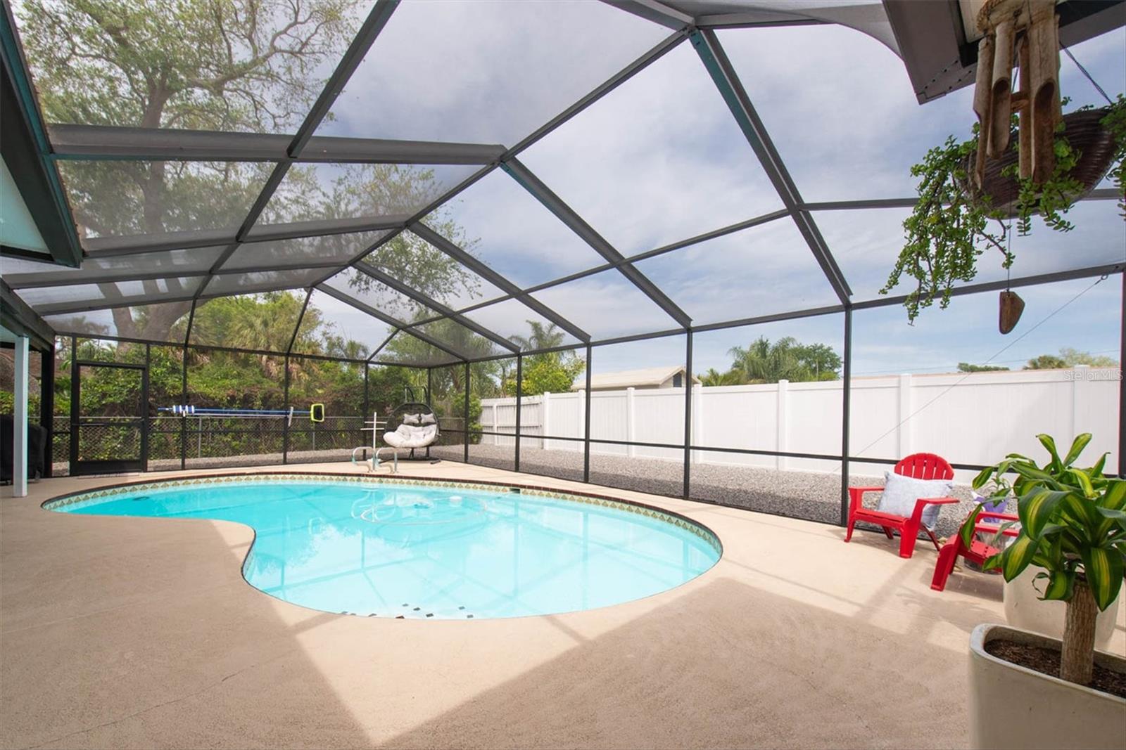 Screened enclosure pool area!