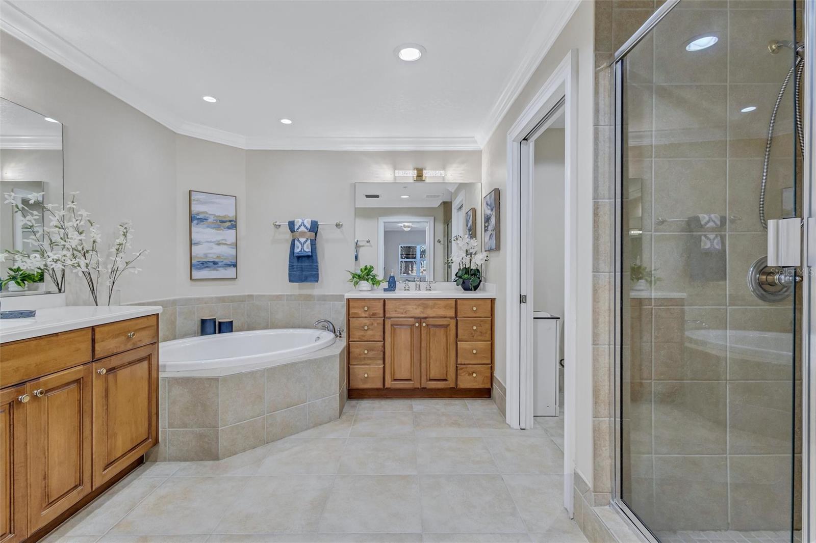 606 RIVIERA DUNES WAY #201, PALMETTO, FL, 34221