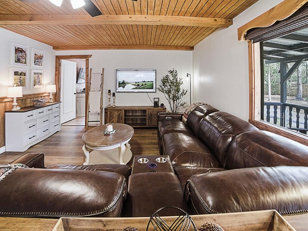 213 W VIRGINIA AVE, DELAND, FL, 32720