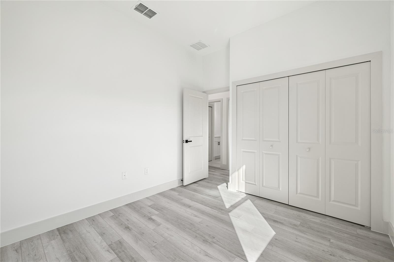 15467 HILLSBOROUGH BLVD, PORT CHARLOTTE, FL, 33954