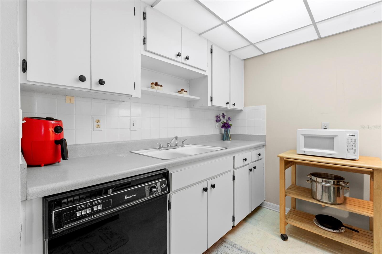 401 DE GRASSE PL #18, SUN CITY CENTER, FL, 33573