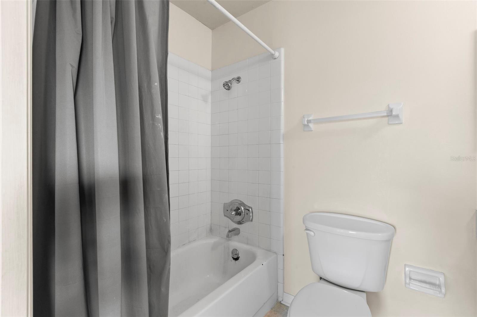 401 DE GRASSE PL #18, SUN CITY CENTER, FL, 33573