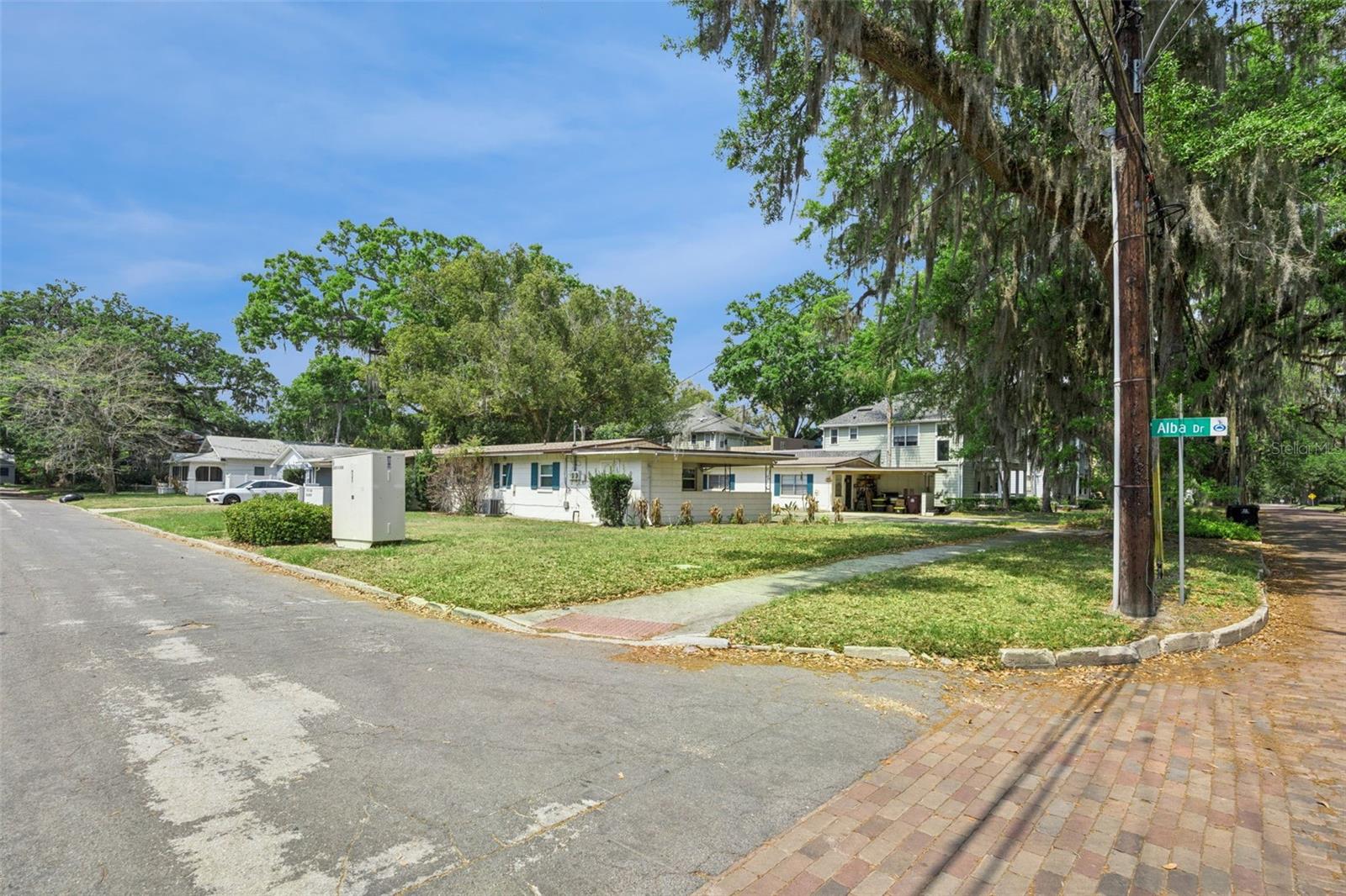 800 N WESTMORELAND DR, ORLANDO, FL, 32804