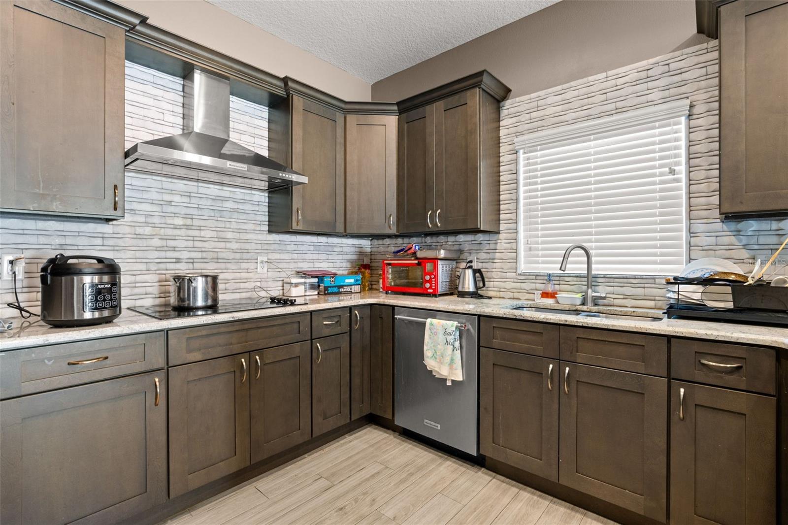 7200 62ND WAY N, PINELLAS PARK, FL, 33781