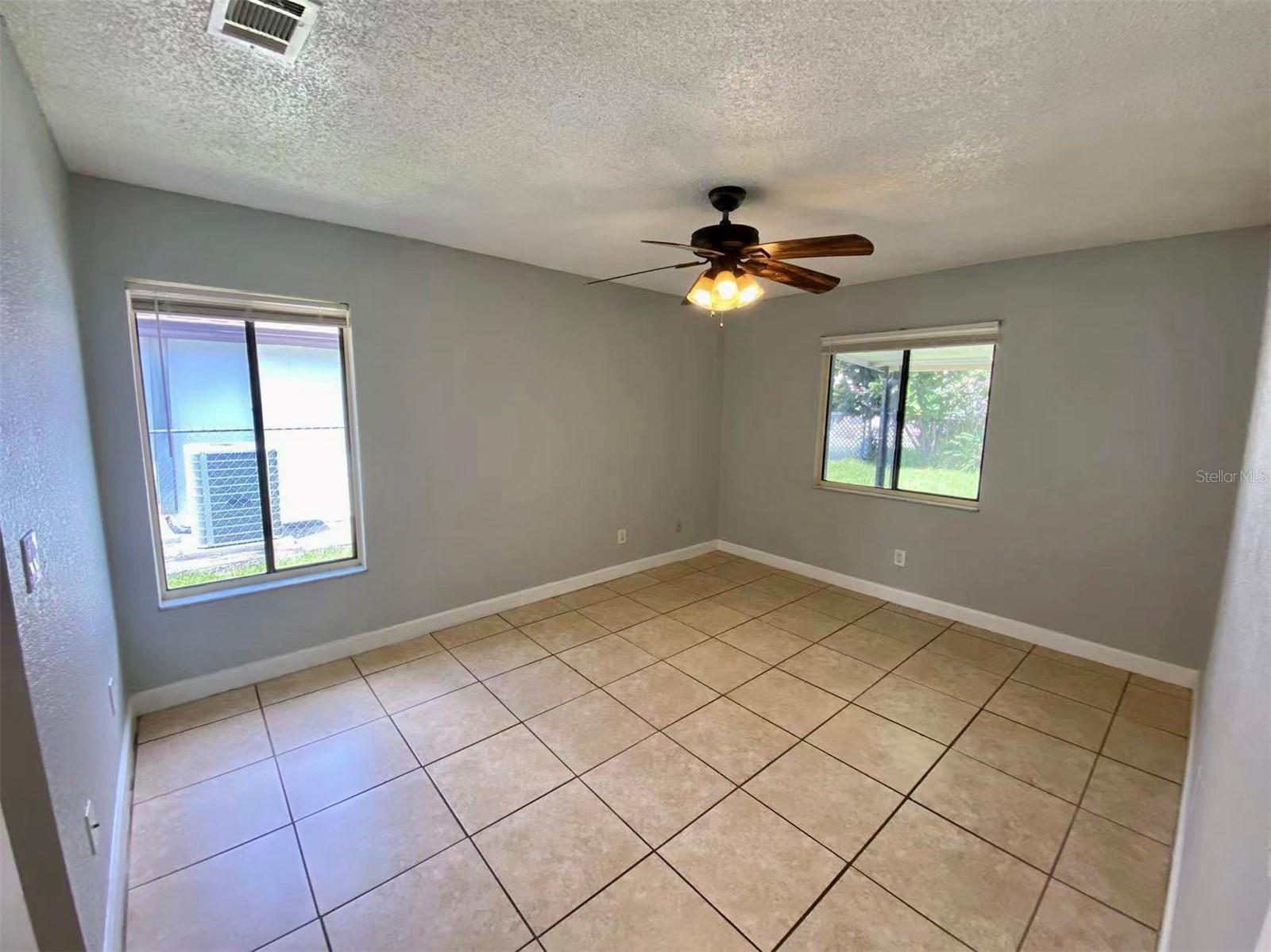 135 CORALWOOD CIR, KISSIMMEE, FL, 34743