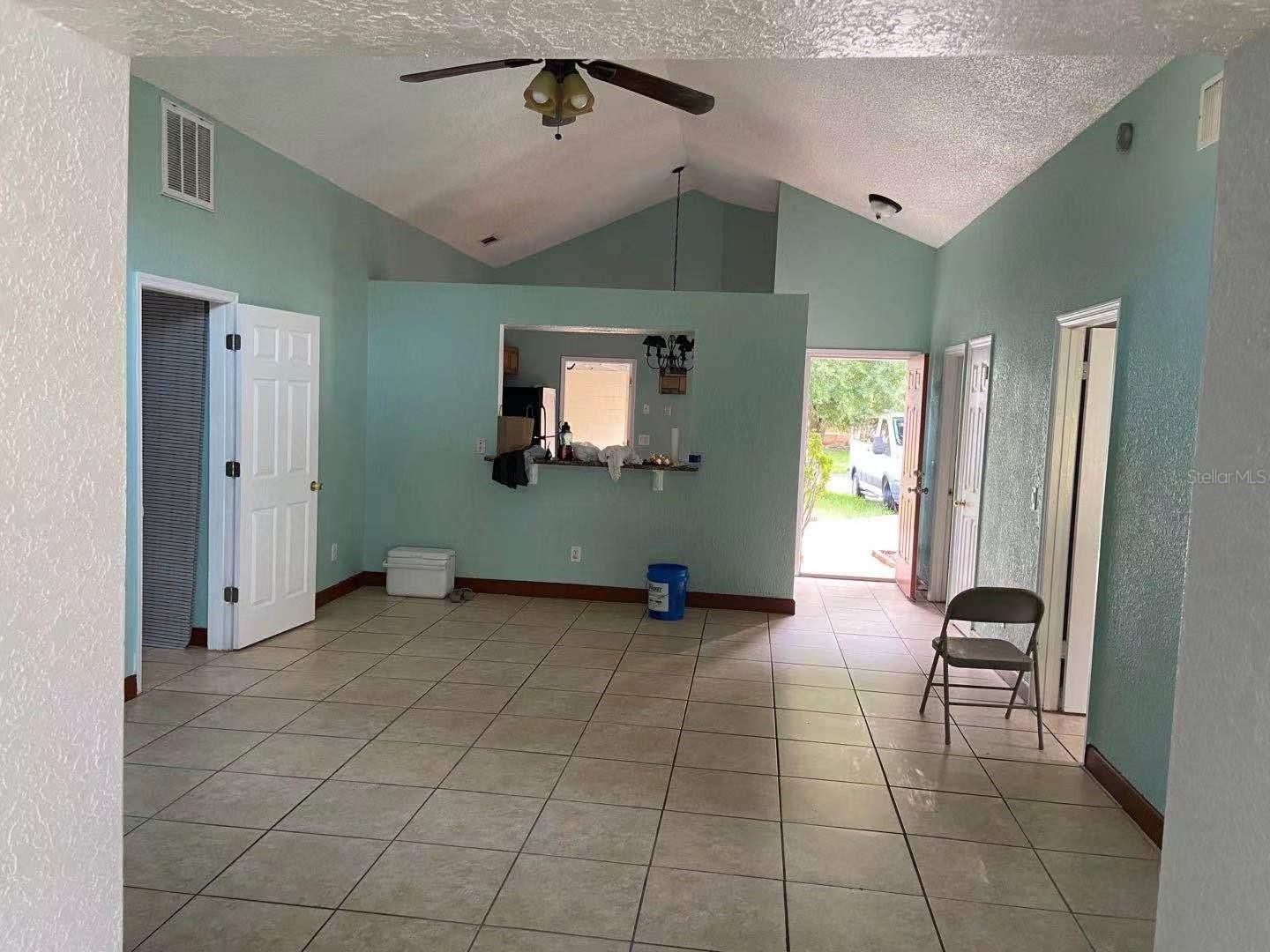 135 CORALWOOD CIR, KISSIMMEE, FL, 34743