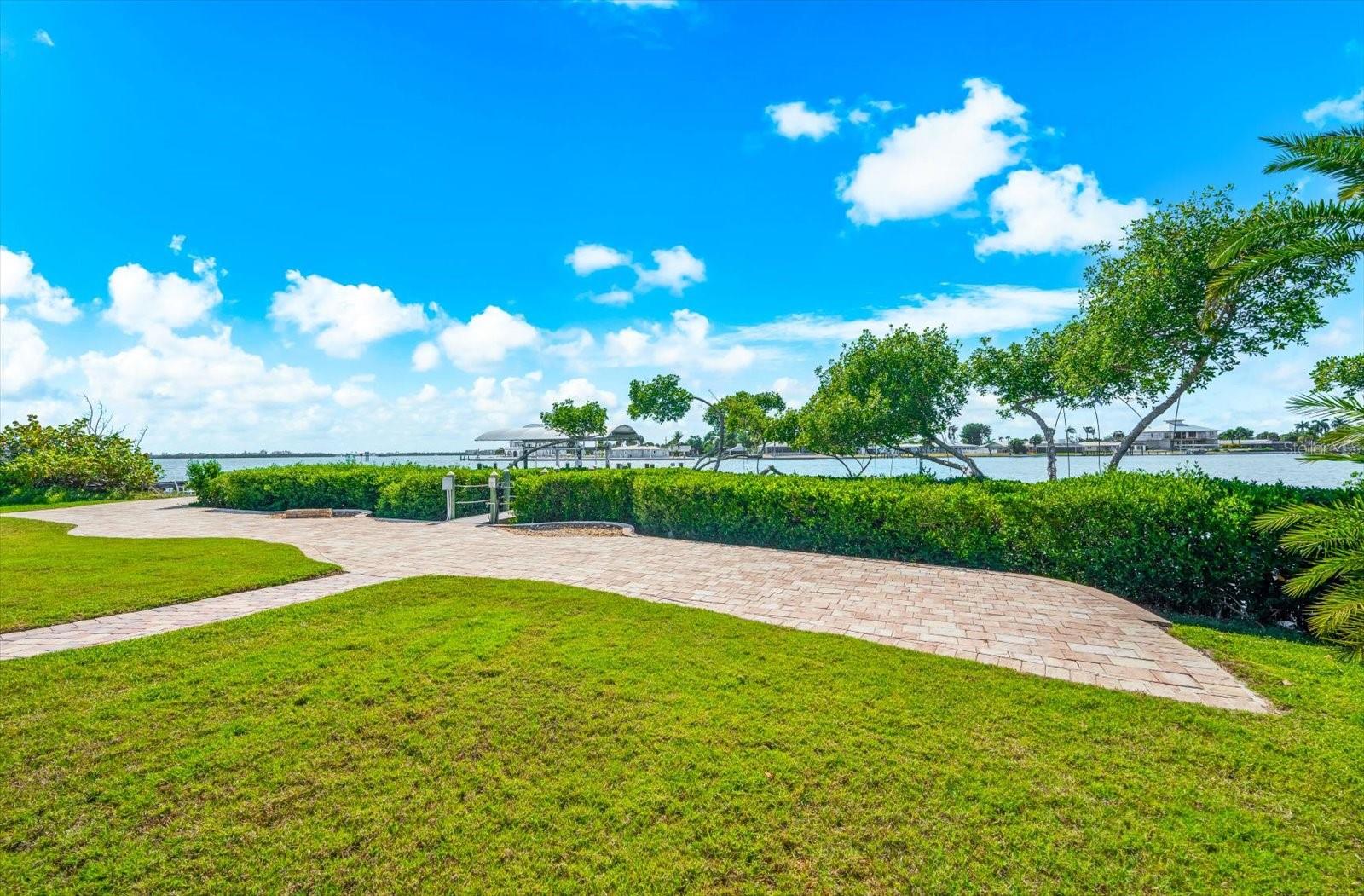 1600 NEW POINT COMFORT RD, ENGLEWOOD, FL, 34223