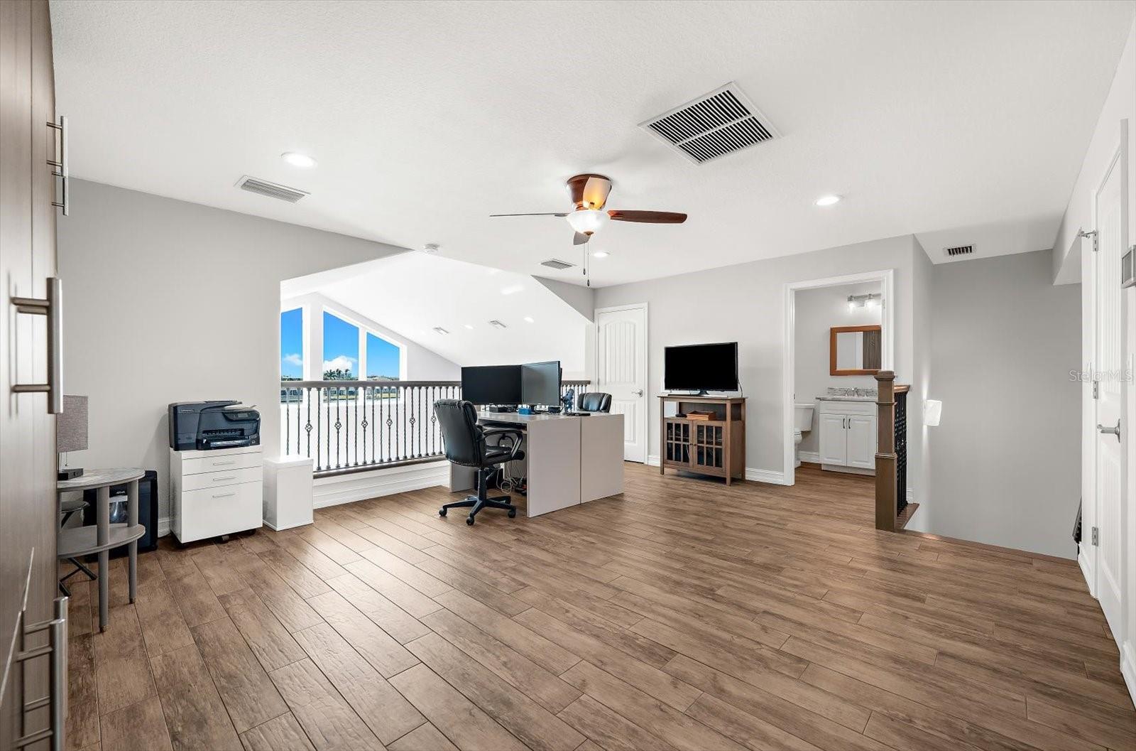 1600 NEW POINT COMFORT RD, ENGLEWOOD, FL, 34223