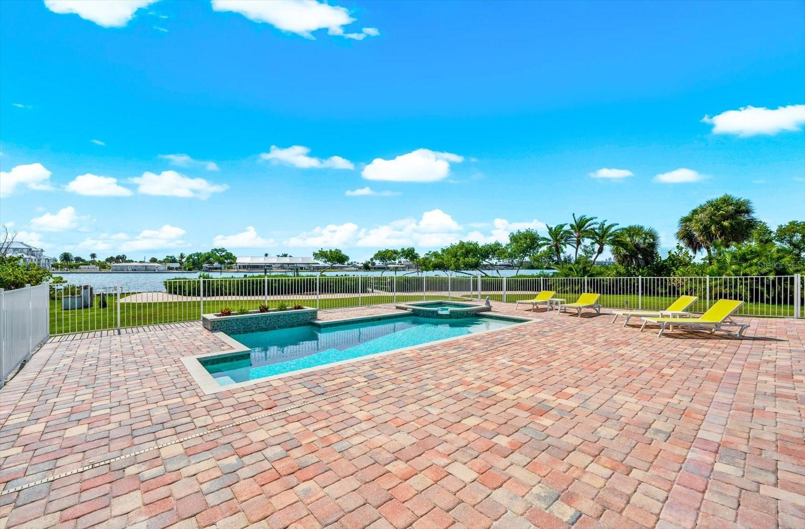 1600 NEW POINT COMFORT RD, ENGLEWOOD, FL, 34223