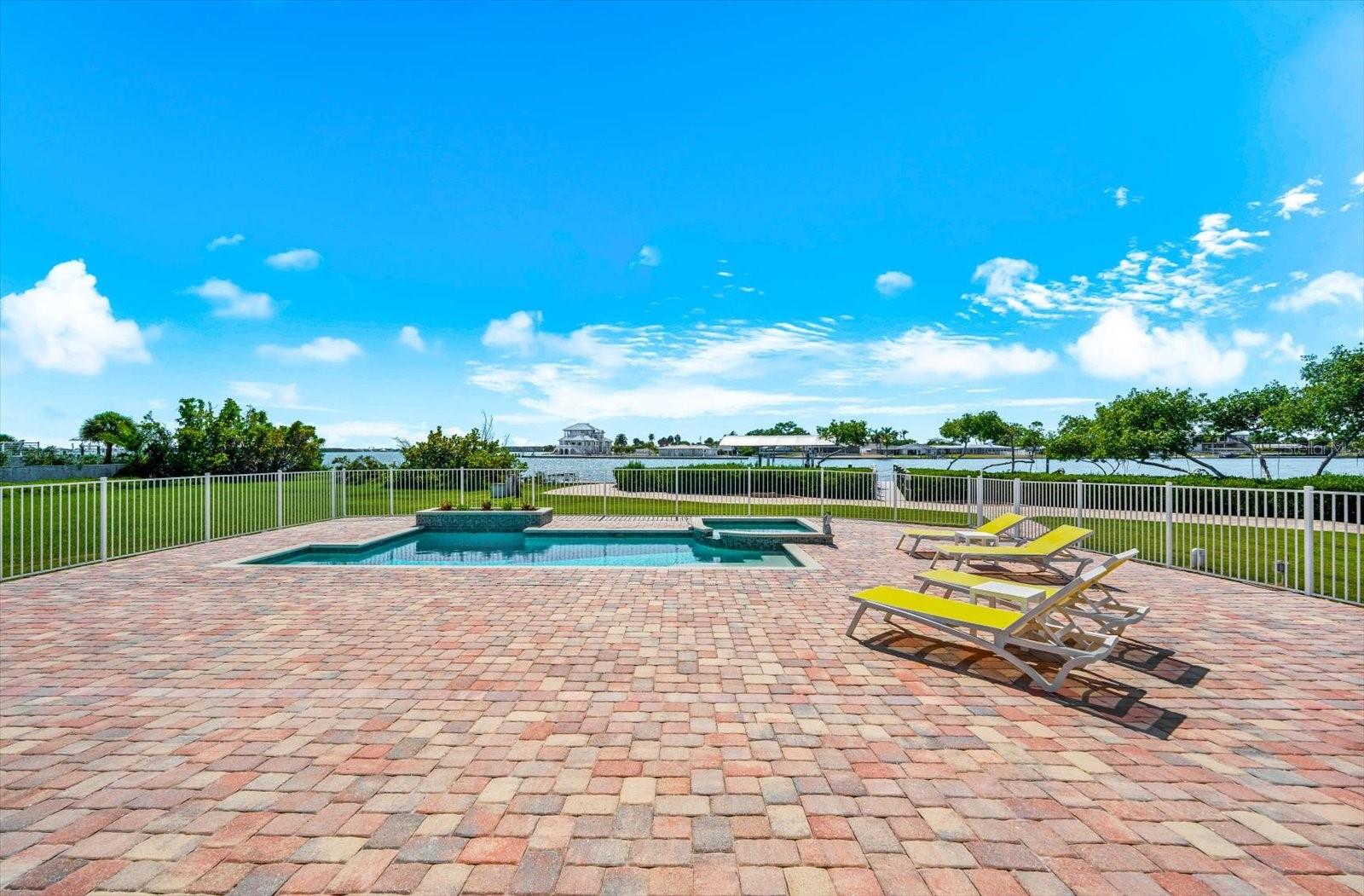 1600 NEW POINT COMFORT RD, ENGLEWOOD, FL, 34223