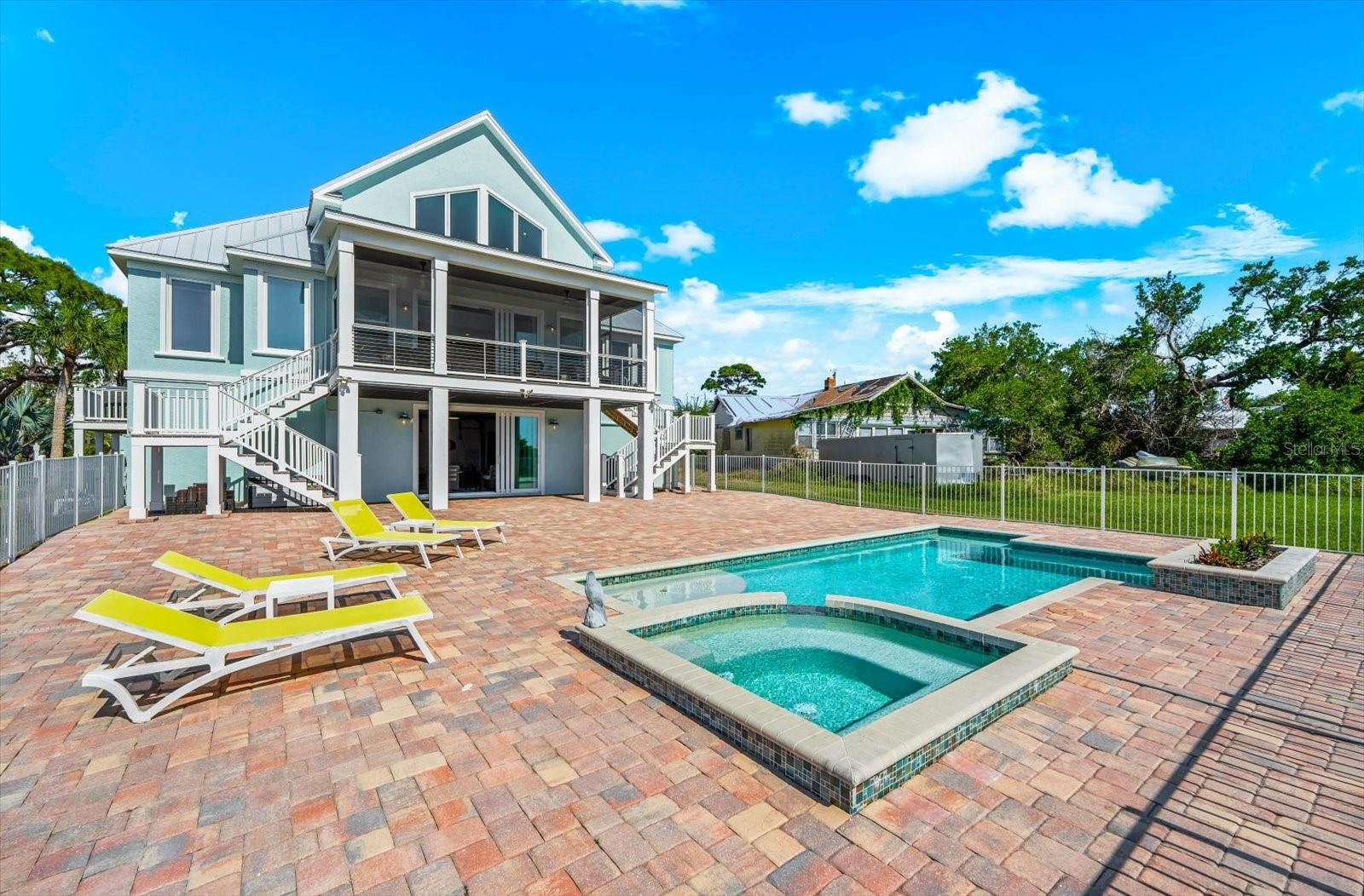 1600 NEW POINT COMFORT RD, ENGLEWOOD, FL, 34223
