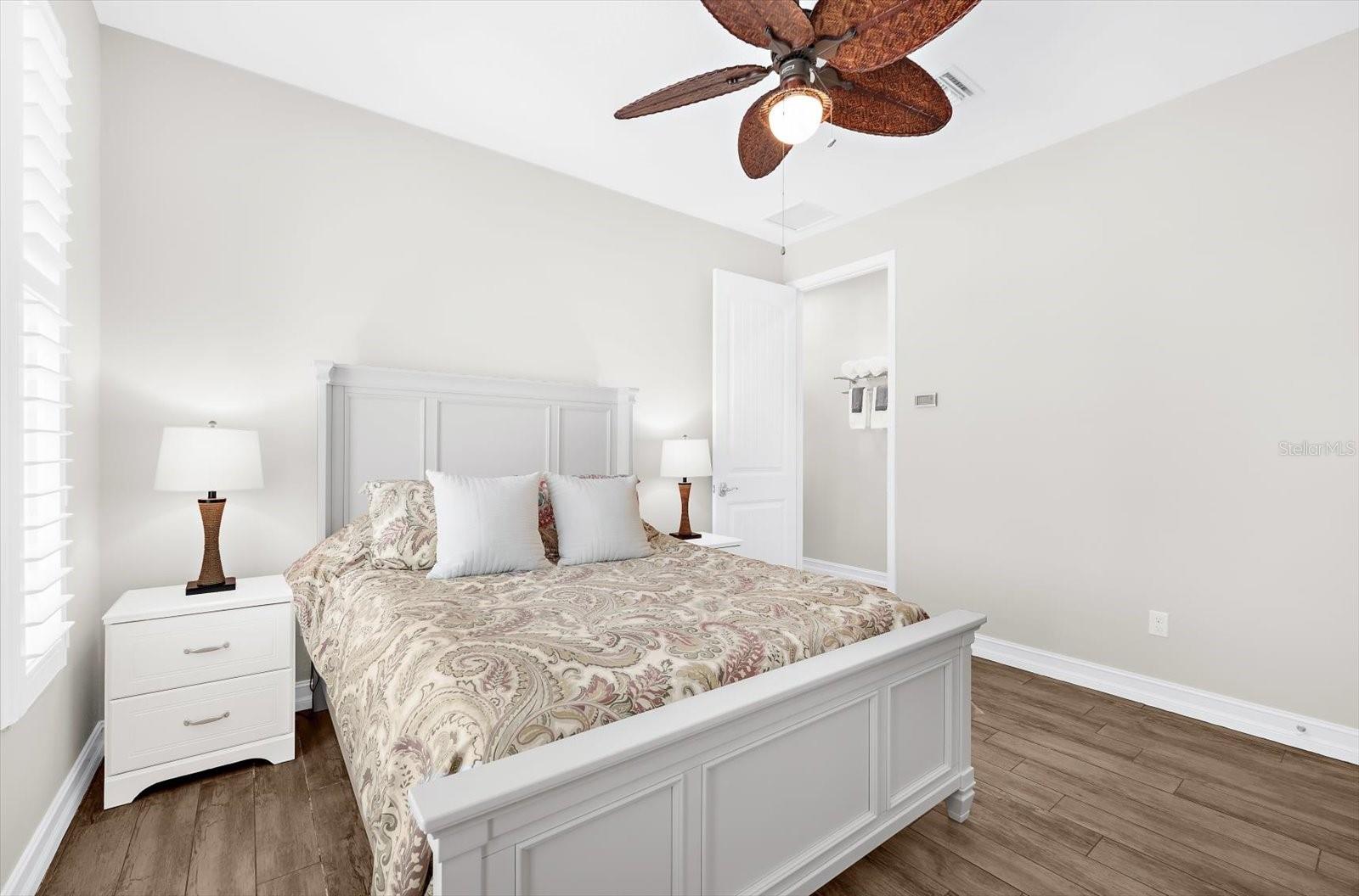 1600 NEW POINT COMFORT RD, ENGLEWOOD, FL, 34223