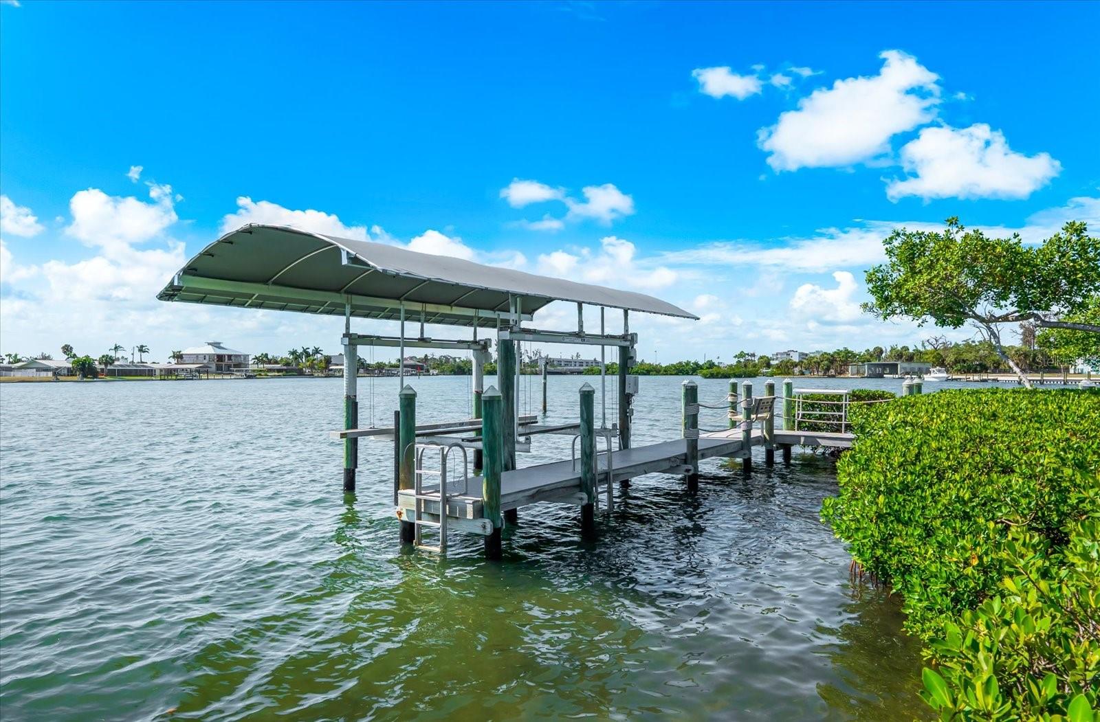1600 NEW POINT COMFORT RD, ENGLEWOOD, FL, 34223