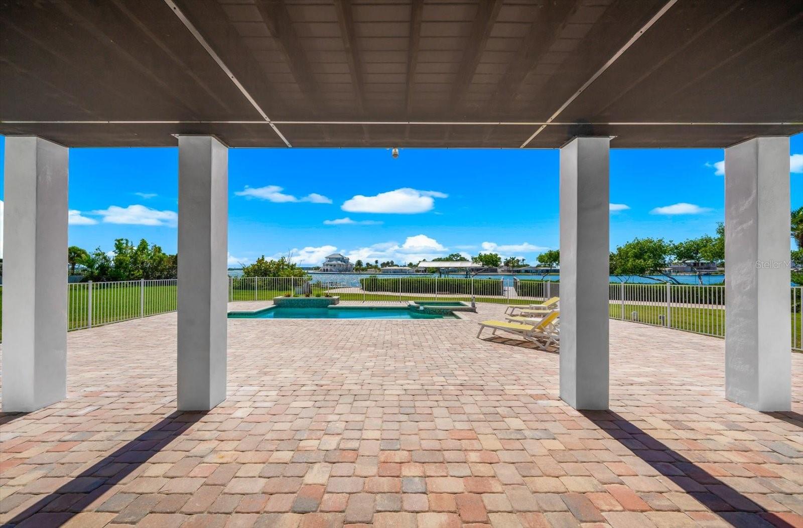 1600 NEW POINT COMFORT RD, ENGLEWOOD, FL, 34223
