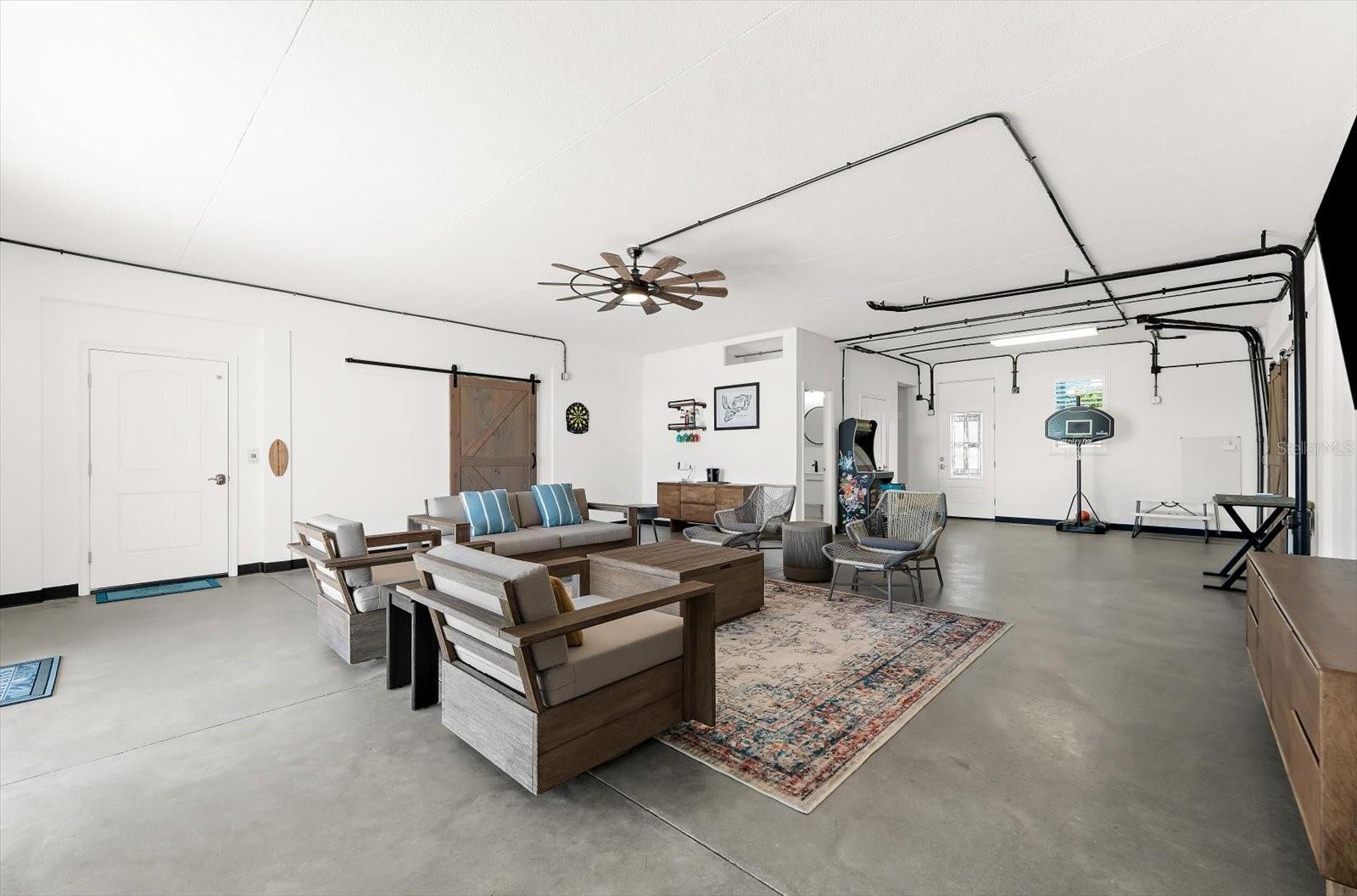 1600 NEW POINT COMFORT RD, ENGLEWOOD, FL, 34223