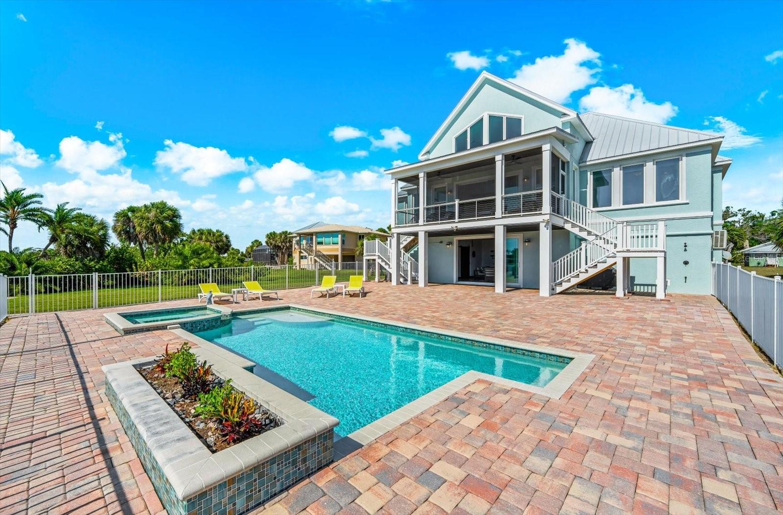 1600 NEW POINT COMFORT RD, ENGLEWOOD, FL, 34223