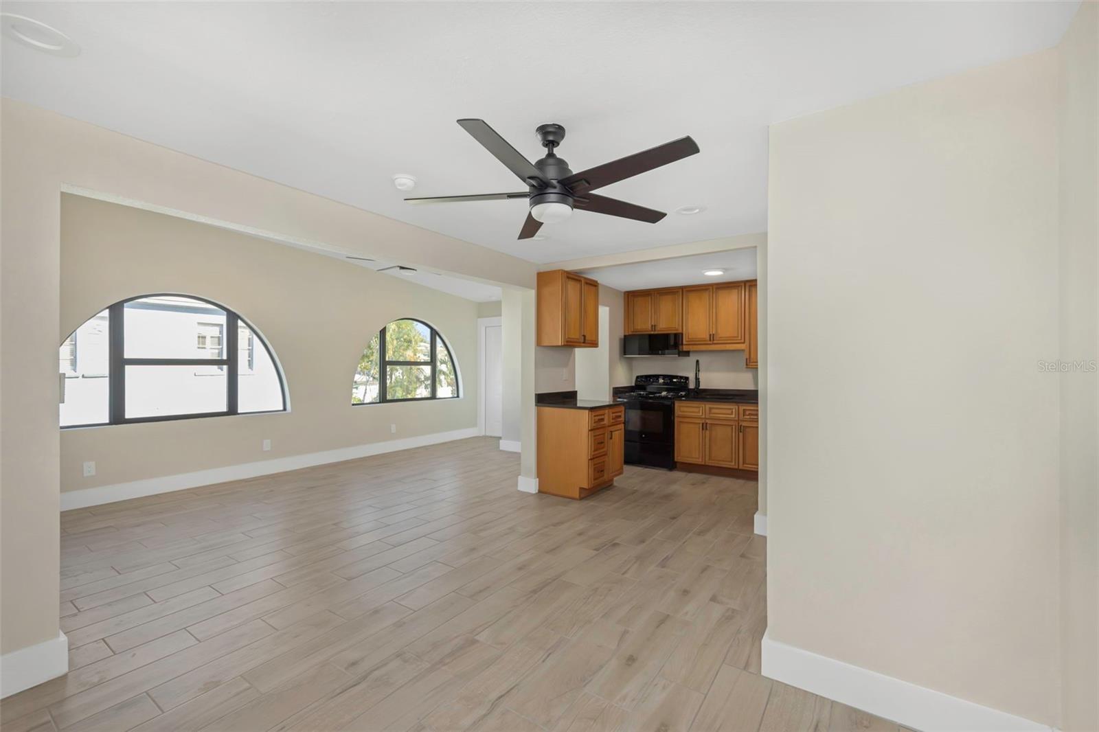 3000 BEACH BLVD S #6, GULFPORT, FL, 33707