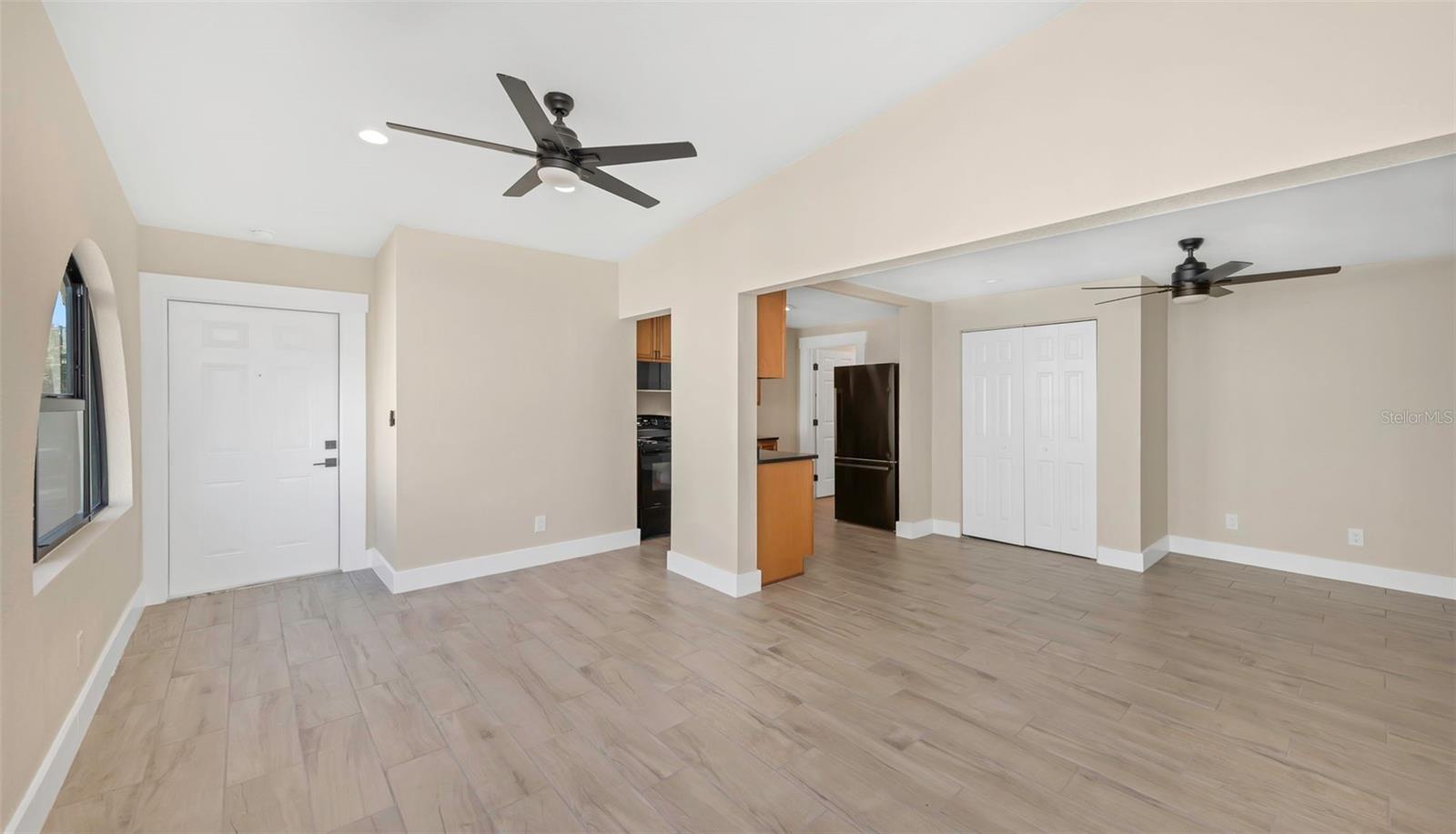 3000 BEACH BLVD S #6, GULFPORT, FL, 33707