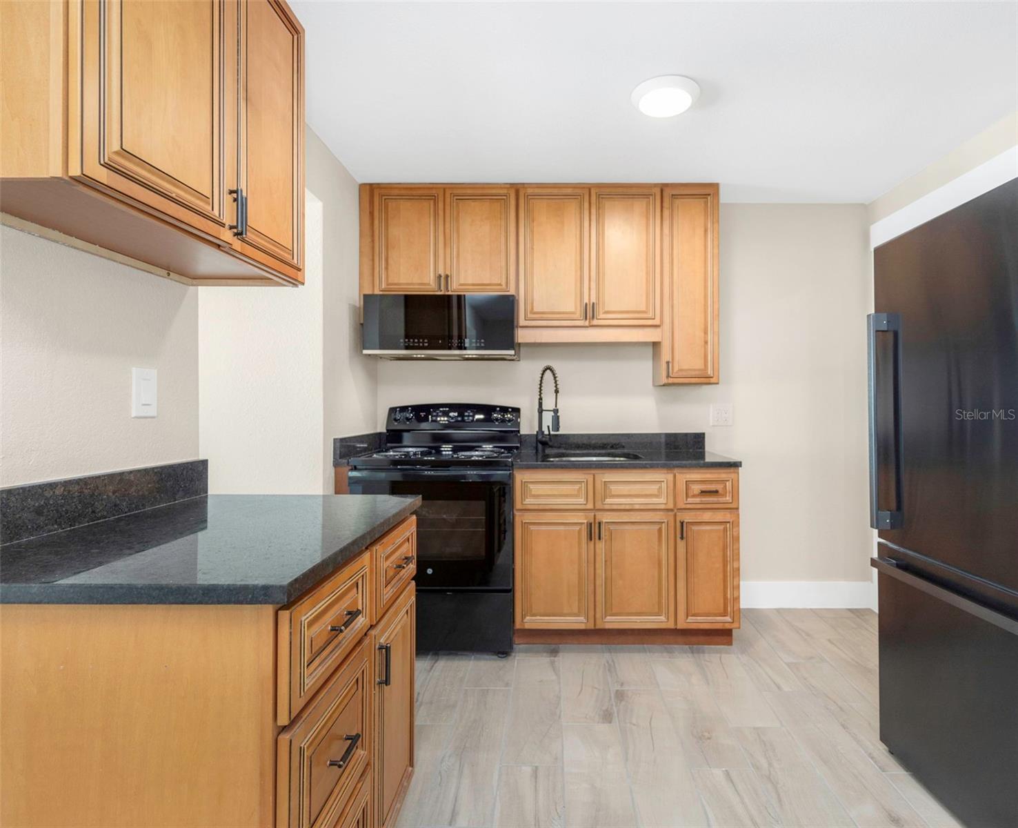 3000 BEACH BLVD S #6, GULFPORT, FL, 33707