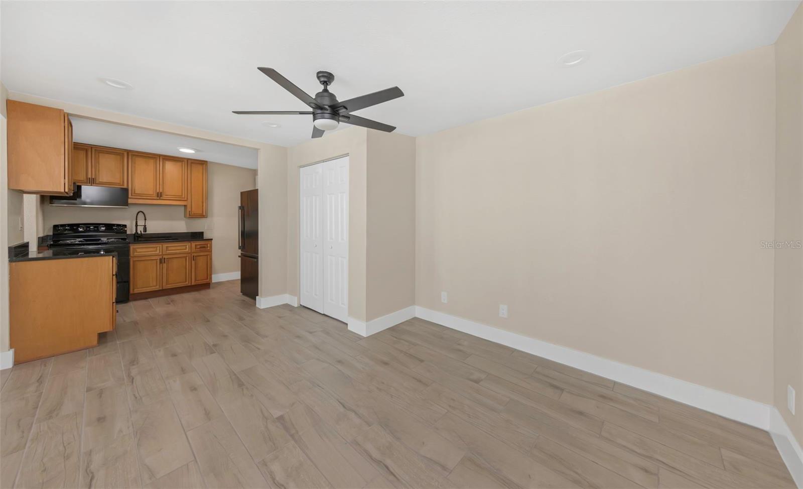 3000 BEACH BLVD S #6, GULFPORT, FL, 33707