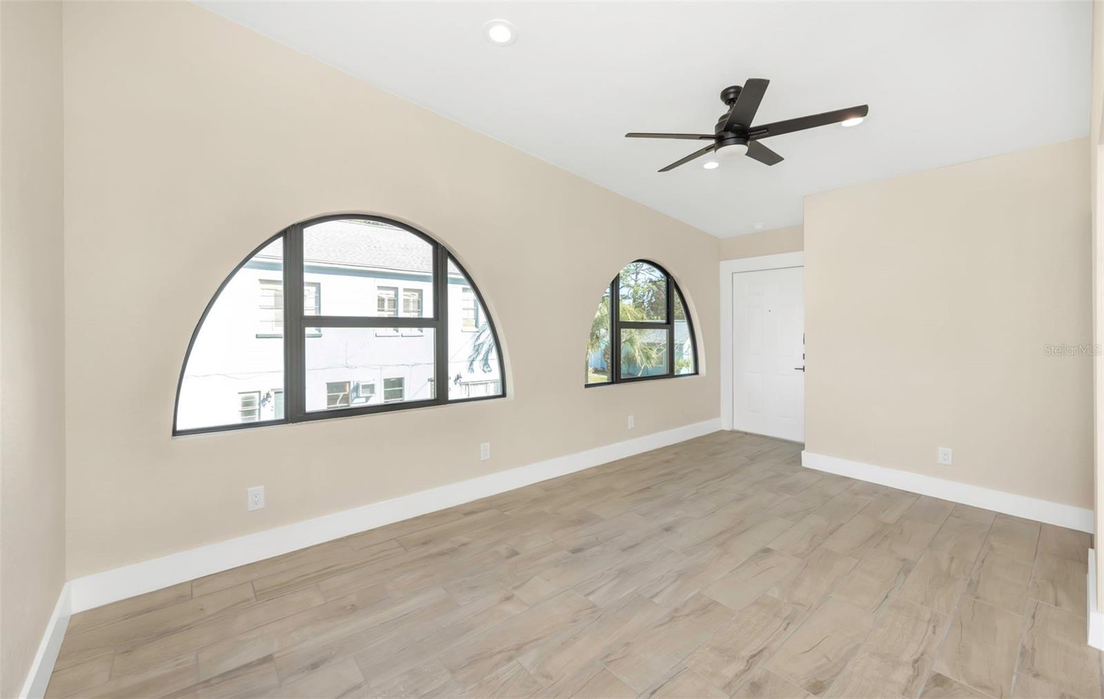 3000 BEACH BLVD S #6, GULFPORT, FL, 33707