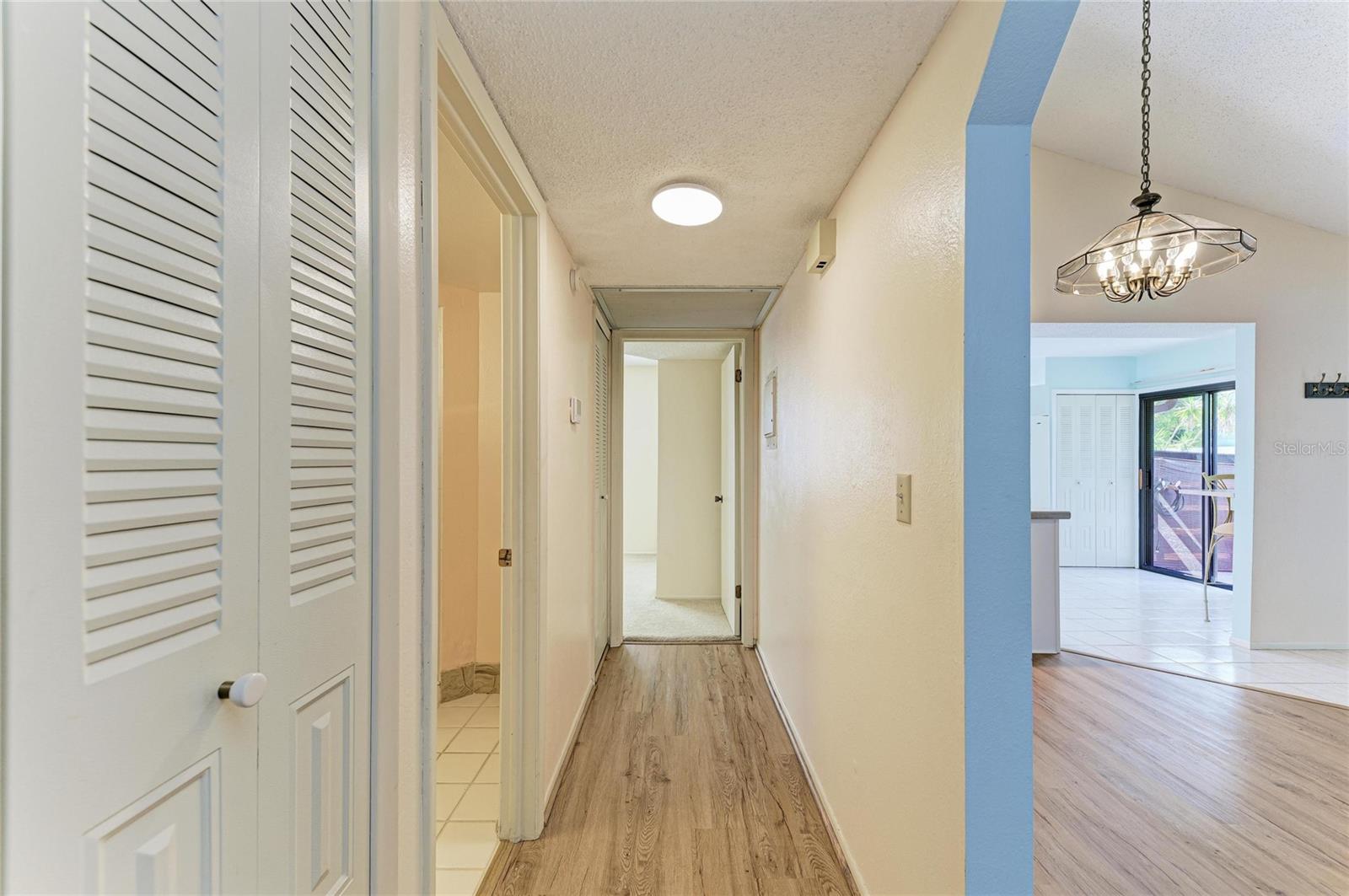 5400 34TH ST W #D11, BRADENTON, FL, 34210