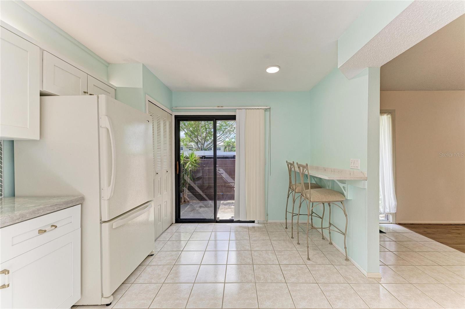 5400 34TH ST W #D11, BRADENTON, FL, 34210